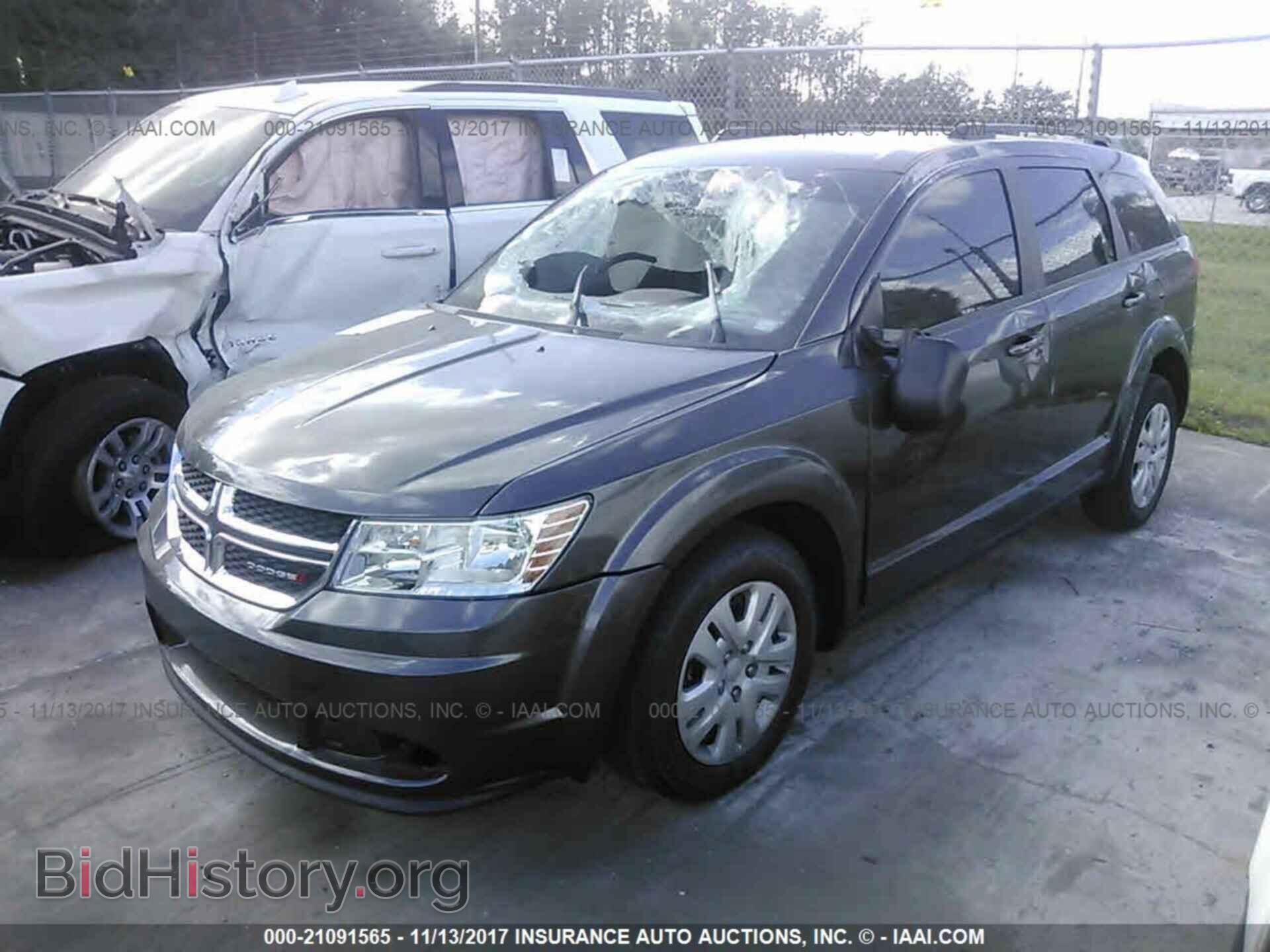 2017 Dodge Journey - VIN: 3C4PDCAB2HT695648 - Фото 2