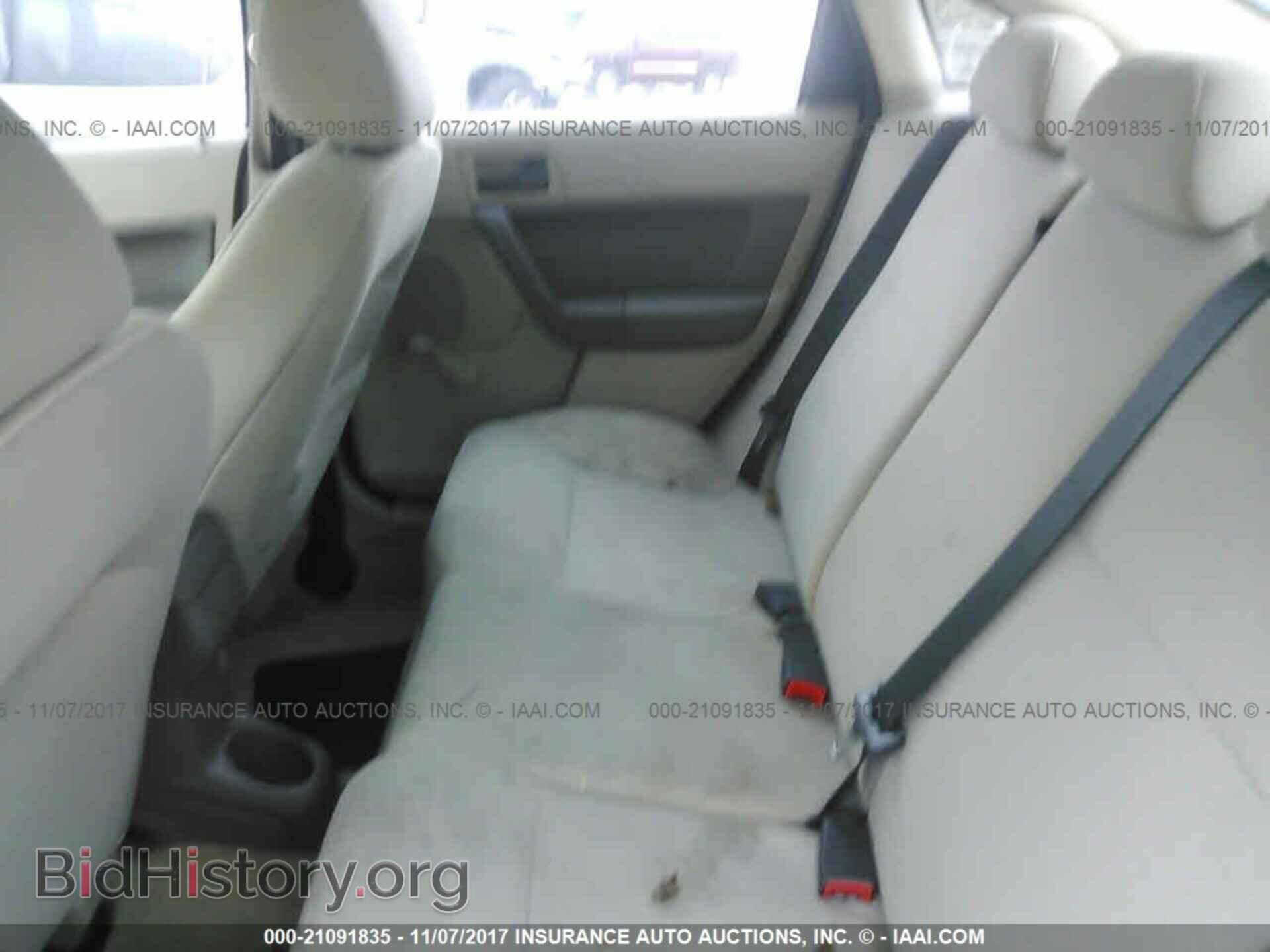 2011 Ford Focus - VIN: 1FAHP3EN7BW193287 - Фото 8
