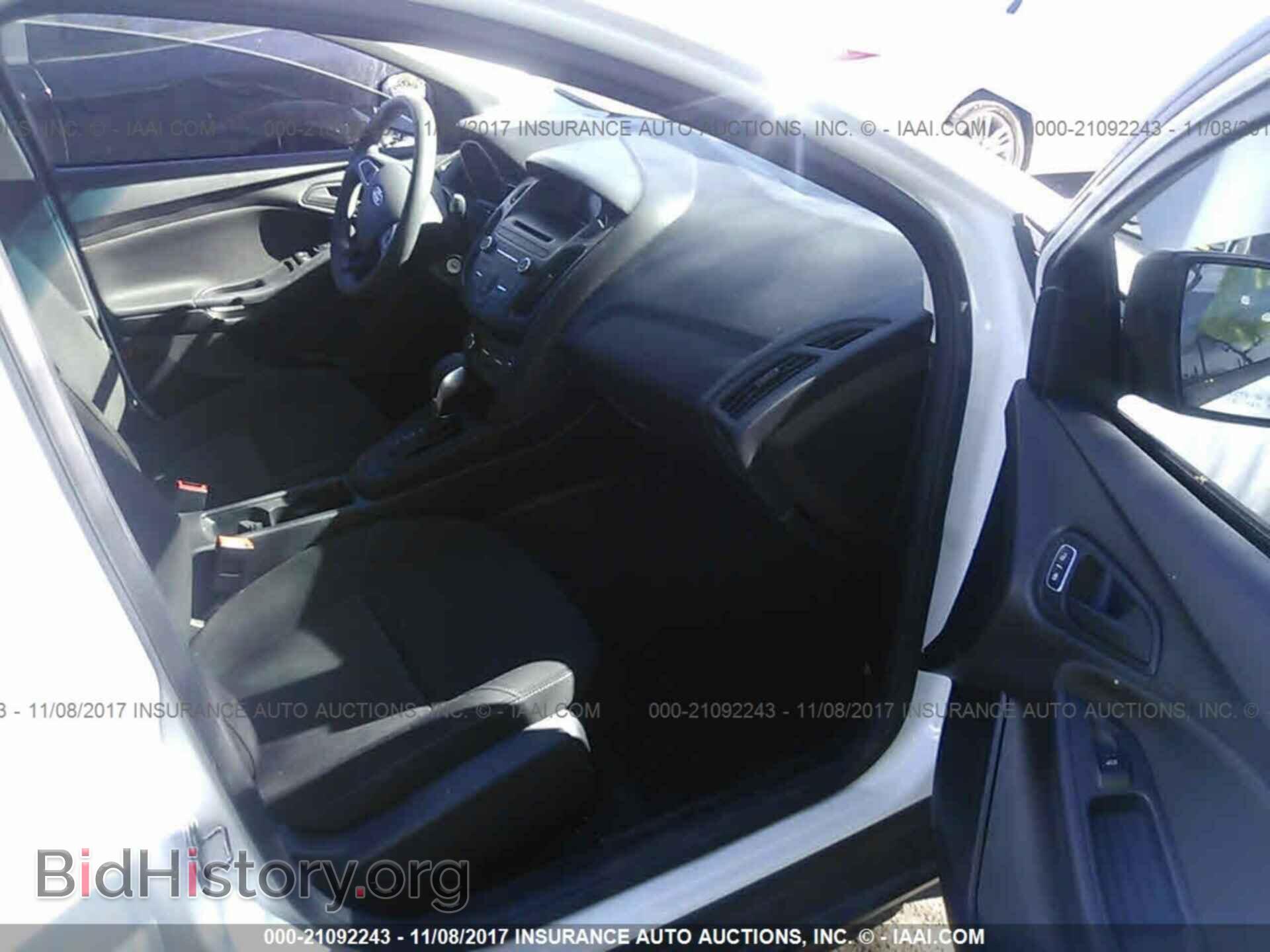 2015 Ford Focus - VIN: 1FADP3E25FL248959 - Photo 5