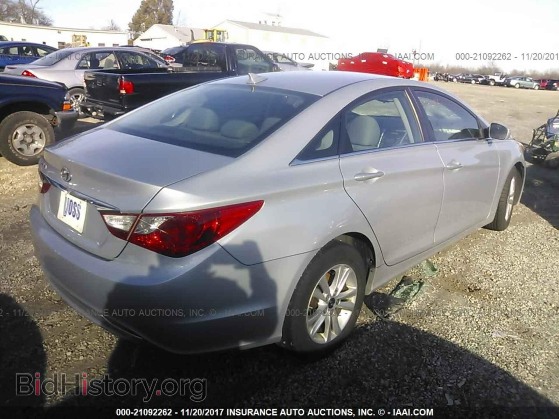 2012 Hyundai Sonata - VIN: 5NPEB4AC6CH472002 - Фото 4