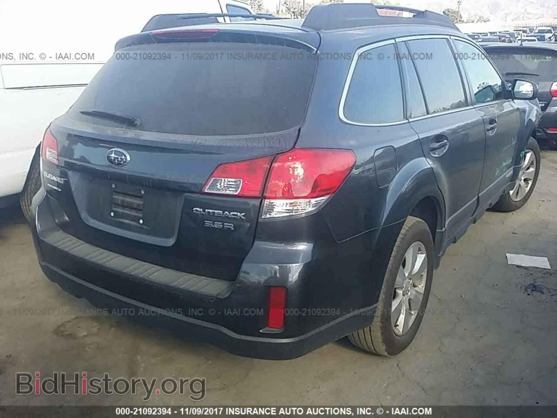 2011 Subaru Outback - VIN: 4S4BRDAC3B2336498 - Фото 4