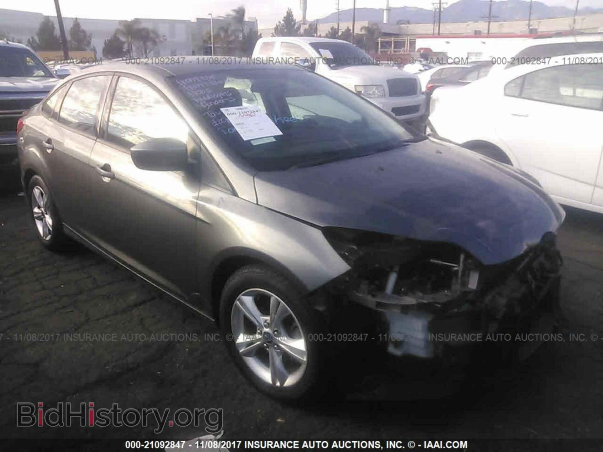 Photo 1FAHP3F2XCL429504 - Ford Focus 2012