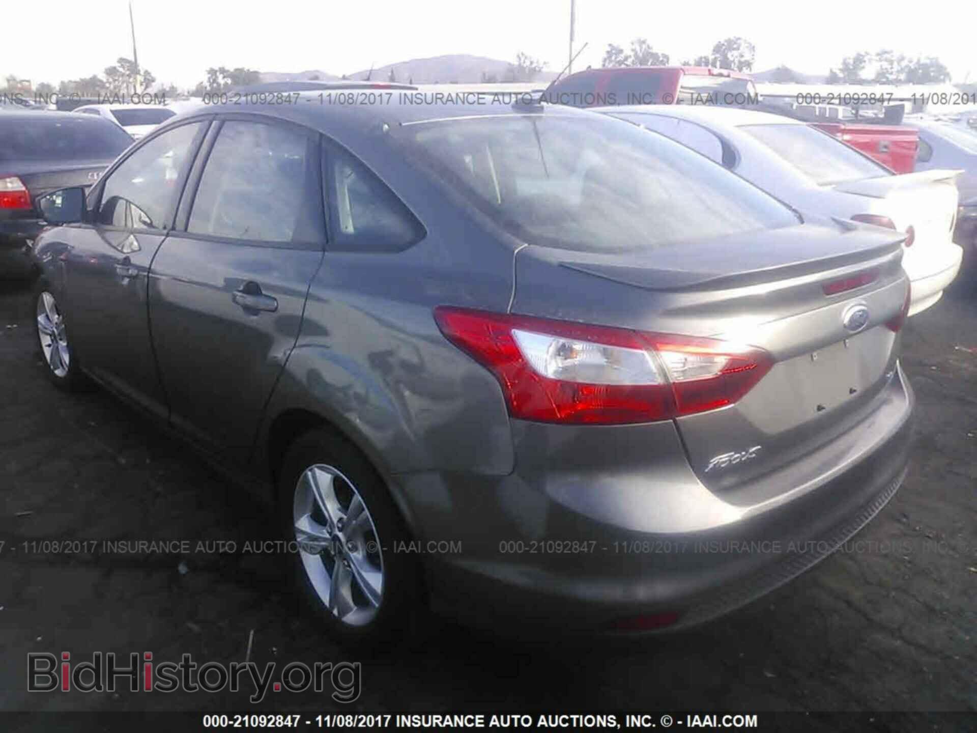 2012 Ford Focus - VIN: 1FAHP3F2XCL429504 - Фото 3