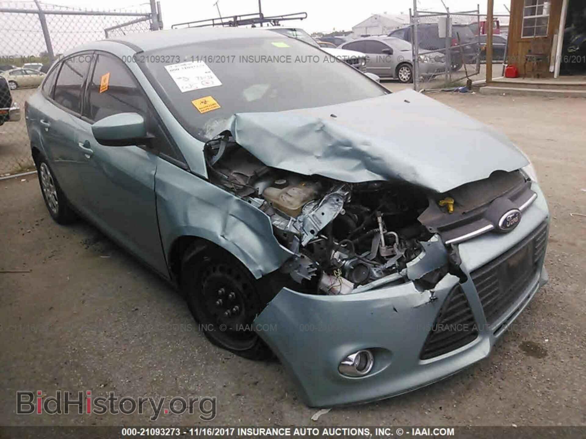 Photo 1FAHP3F20CL371046 - Ford Focus 2012