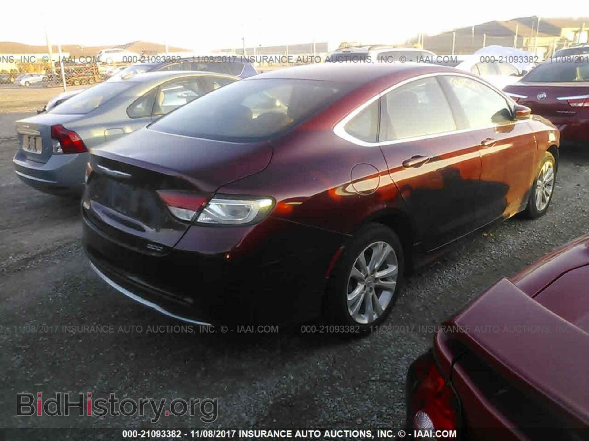 2015 Chrysler 200 - VIN: 1C3CCCAB0FN598340 - Photo 4
