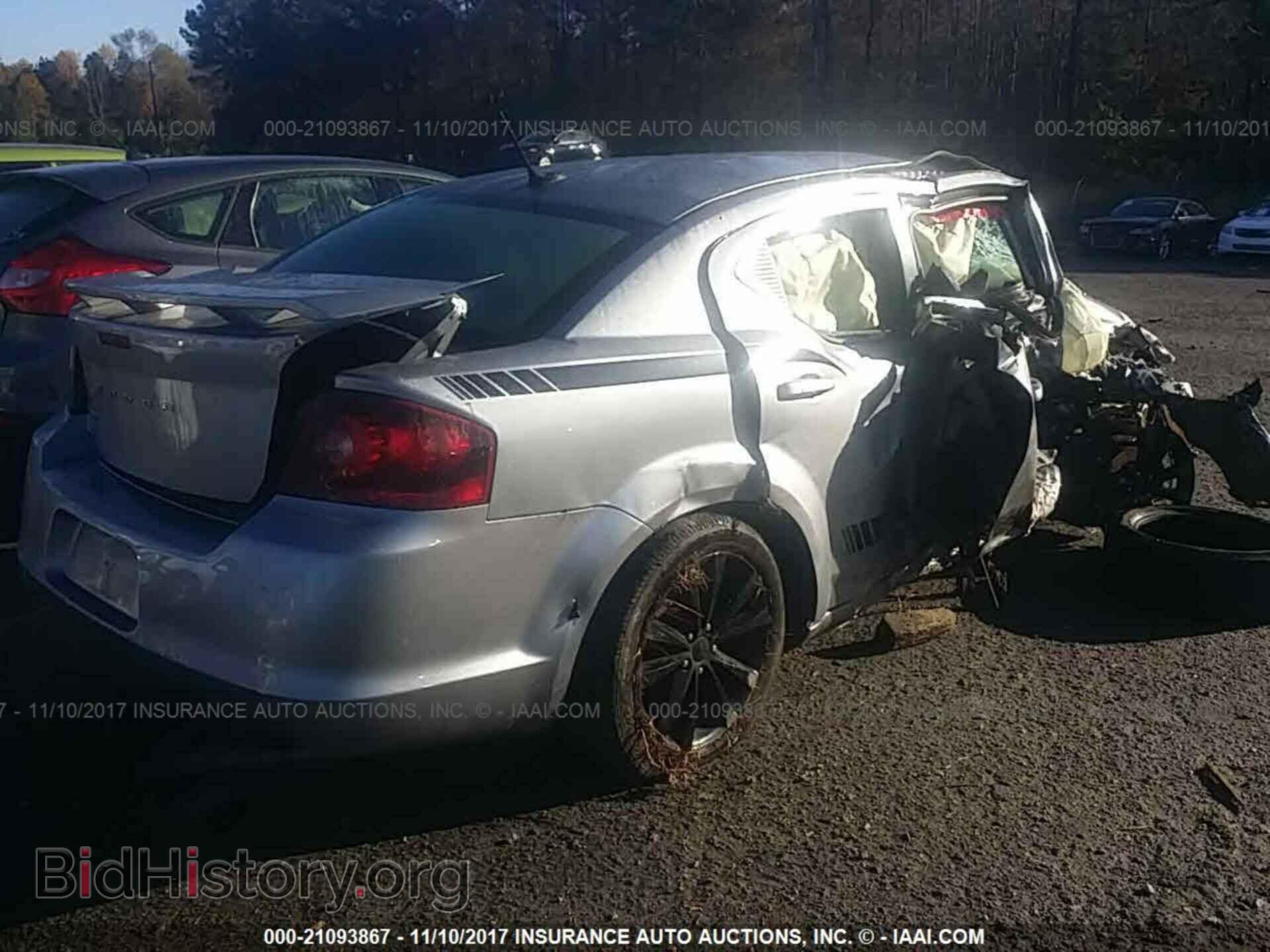 2013 Dodge Avenger - VIN: 1C3CDZCB0DN632075 - Photo 4
