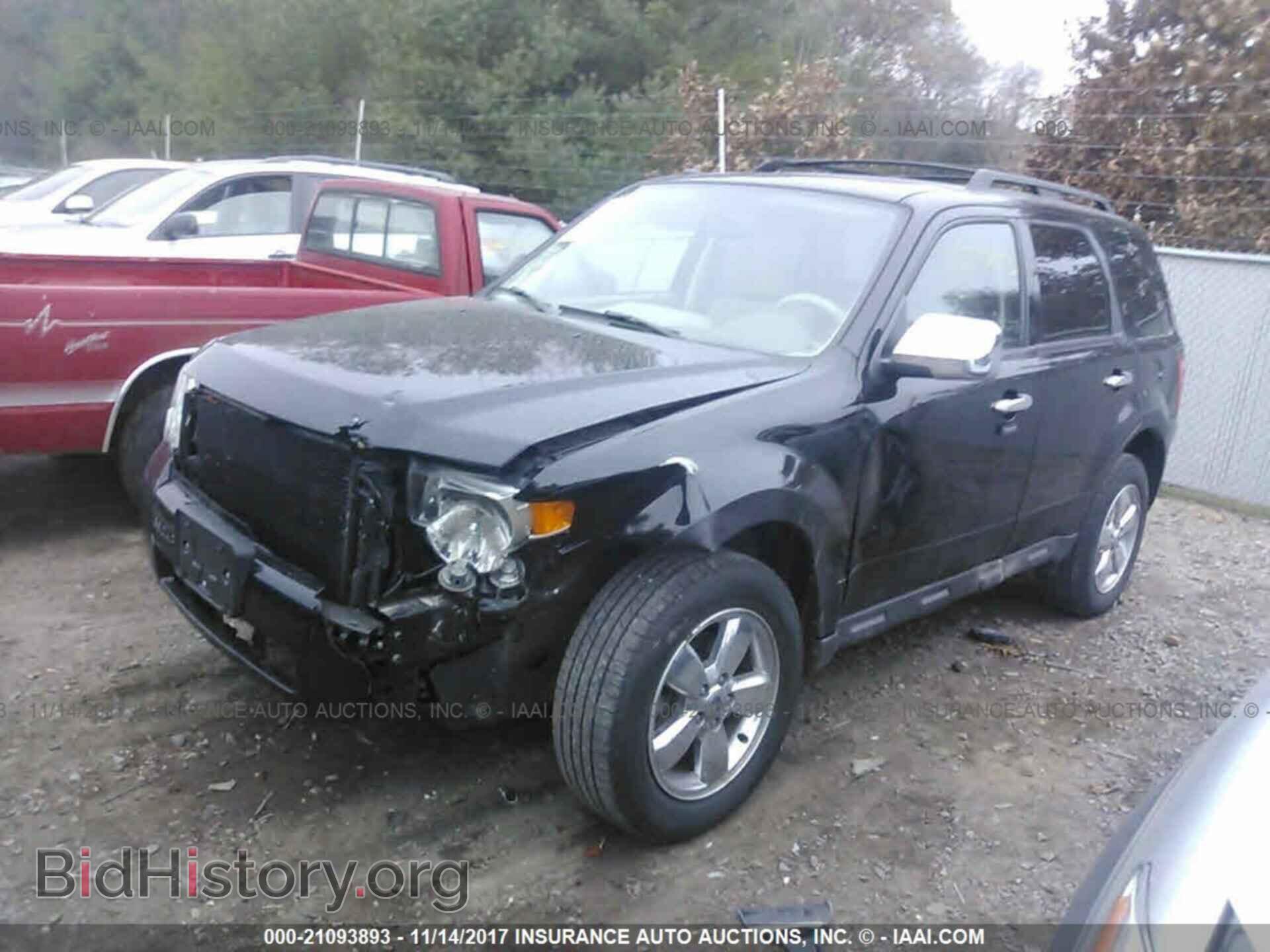 2012 Ford Escape - VIN: 1FMCU9DG7CKA58432 - Фото 2