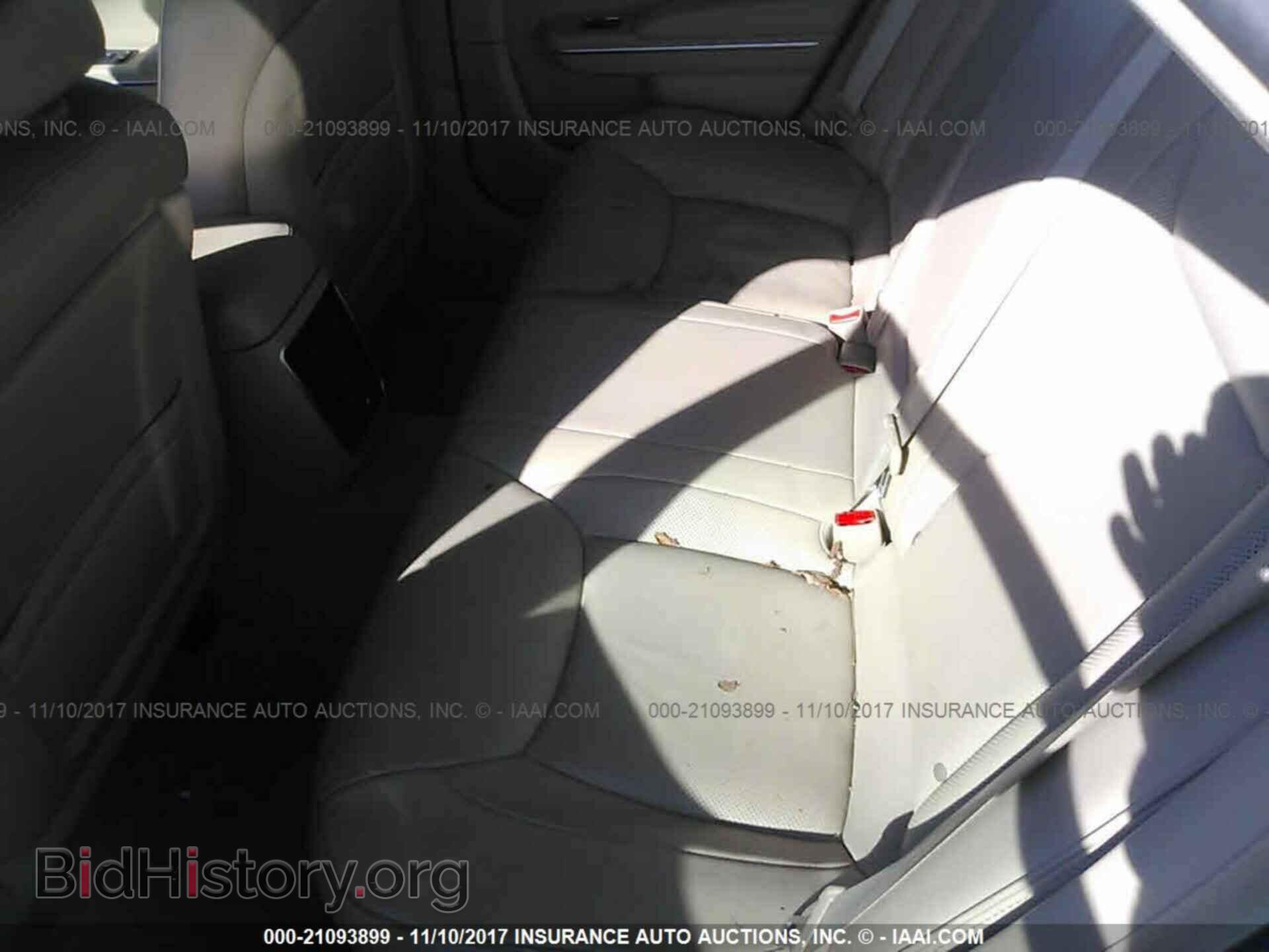 2012 Chrysler 300c - VIN: 2C3CCAET9CH264867 - Фото 8