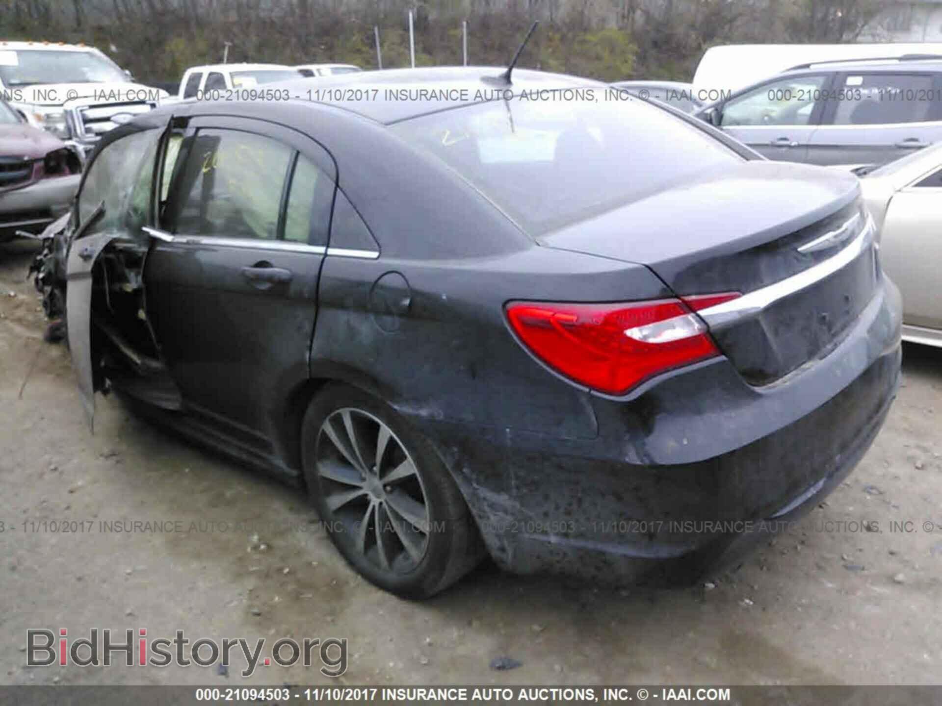 2013 Chrysler 200 - VIN: 1C3CCBCG1DN711373 - Photo 3