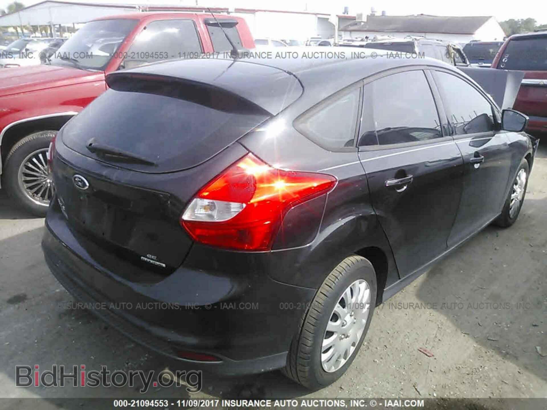 2012 Ford Focus - VIN: 1FAHP3K21CL378237 - Photo 4