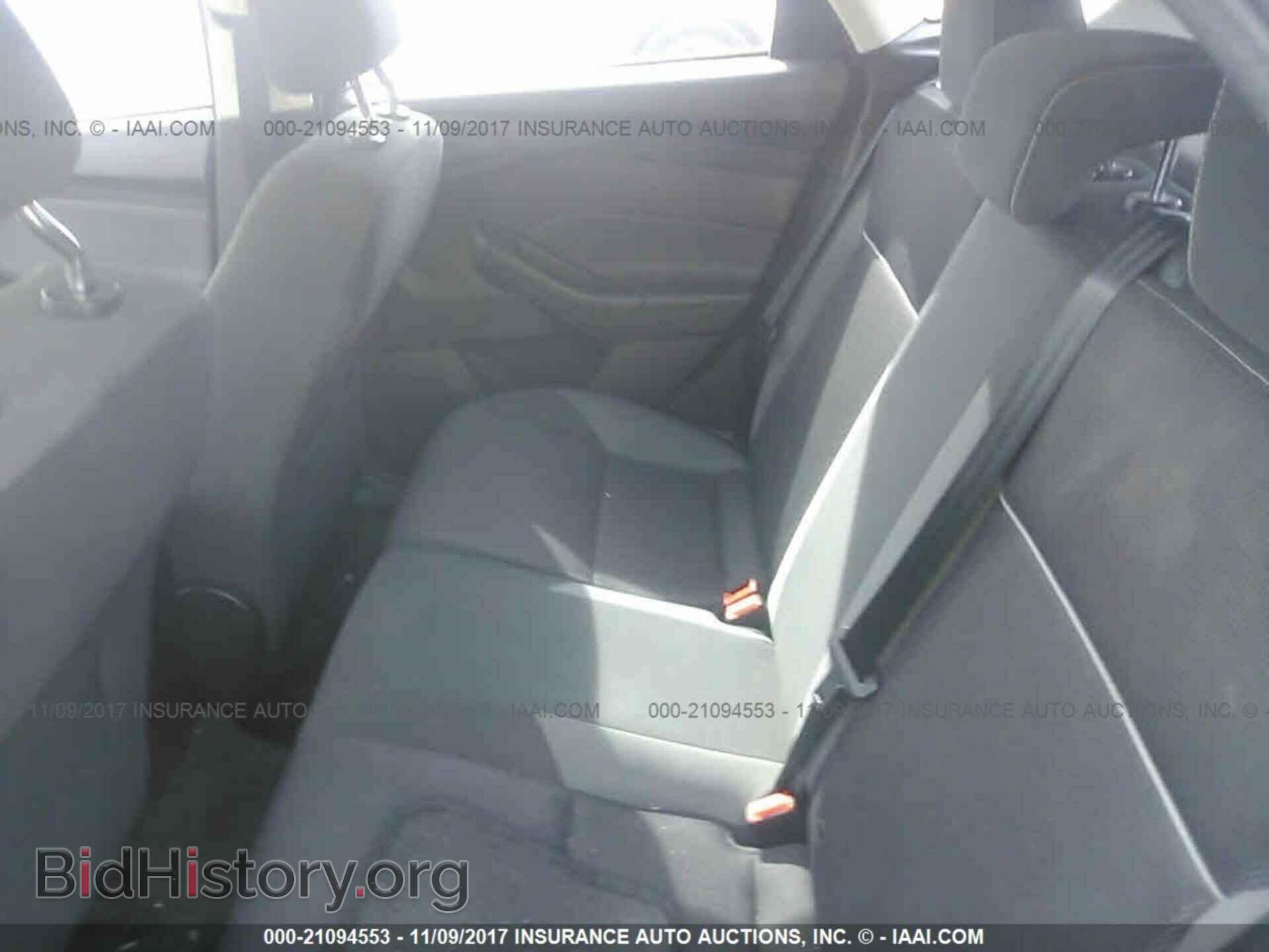 2012 Ford Focus - VIN: 1FAHP3K21CL378237 - Photo 8