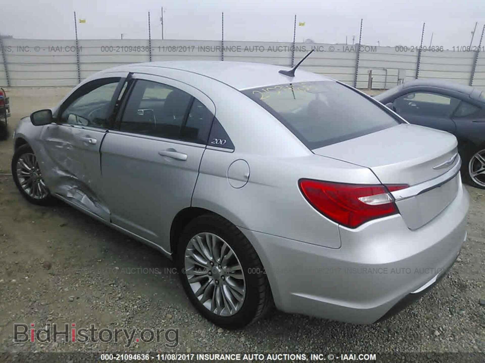2012 Chrysler 200 - VIN: 1C3CCBAB9CN262336 - Фото 3
