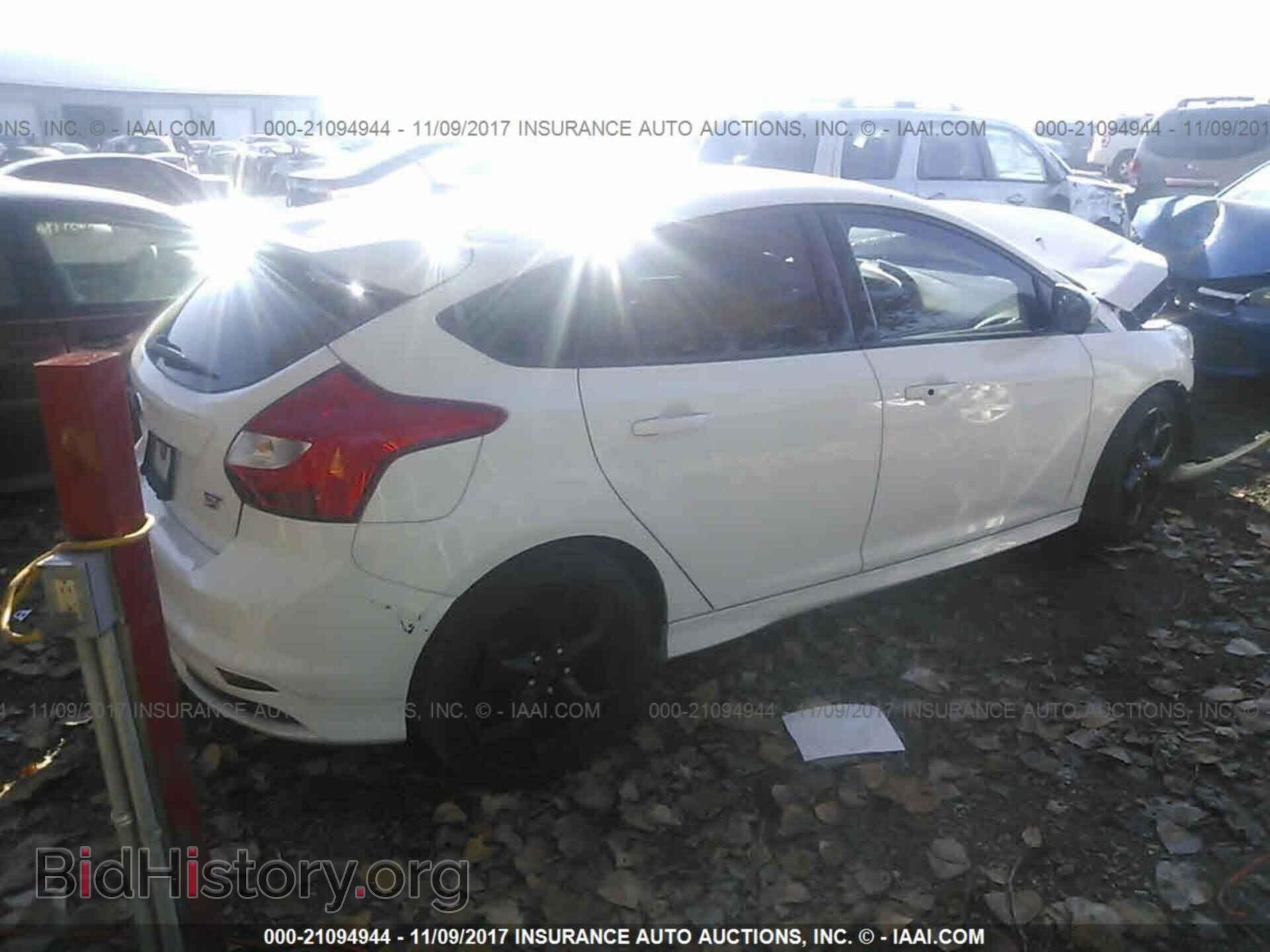 2013 Ford Focus - VIN: 1FADP3L99DL196975 - Photo 4