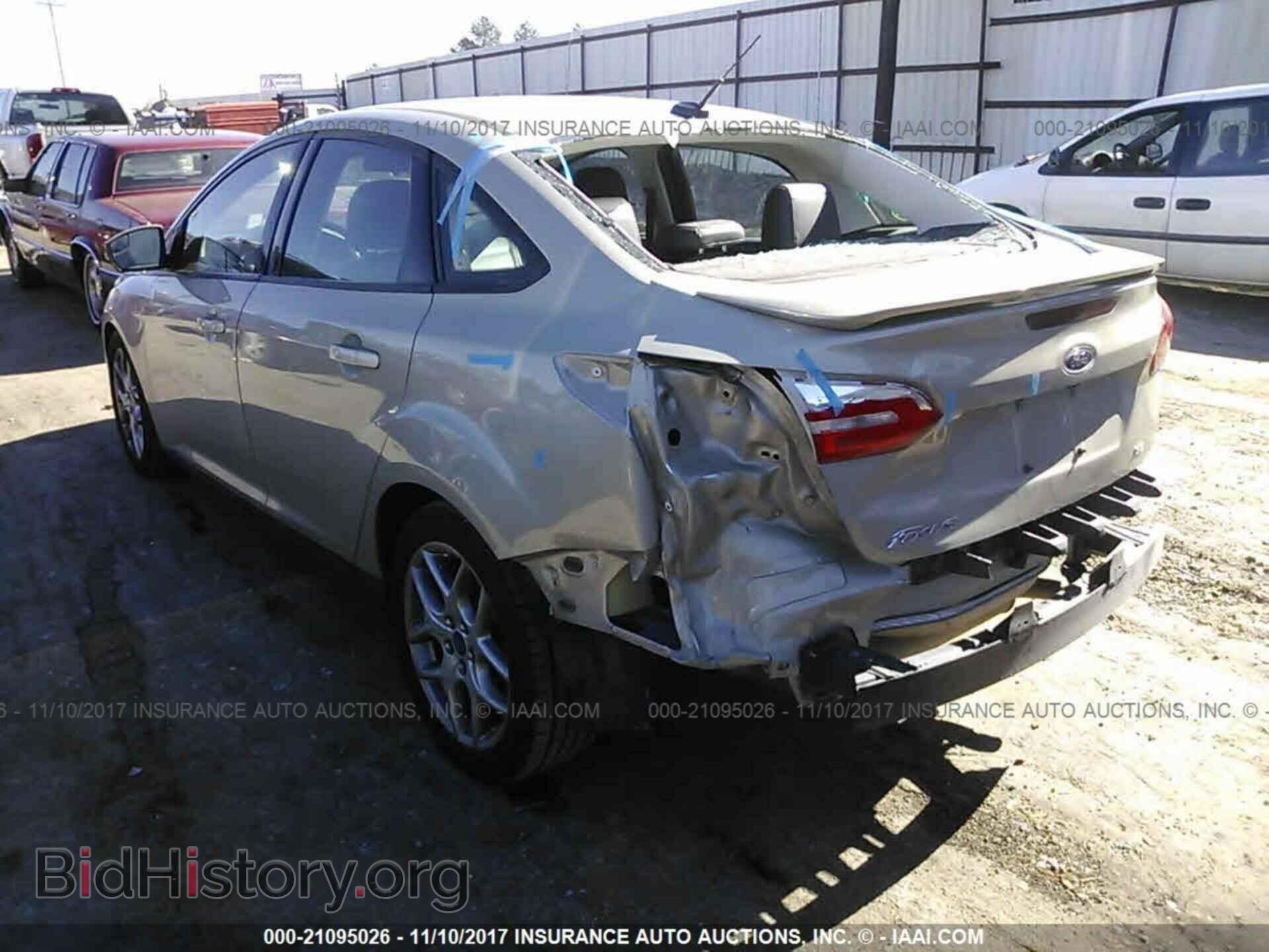 2015 Ford Focus - VIN: 1FADP3F27FL264434 - Photo 3