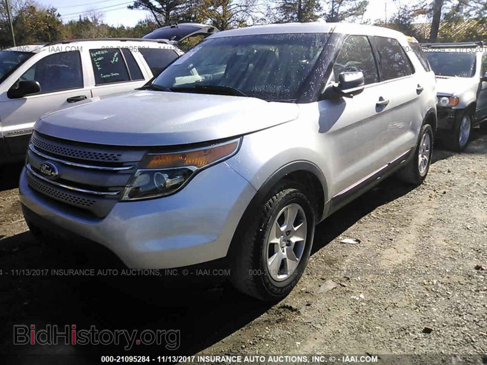 2012 Ford Explorer - VIN: 1FMHK7B82CGA66629 - Фото 2