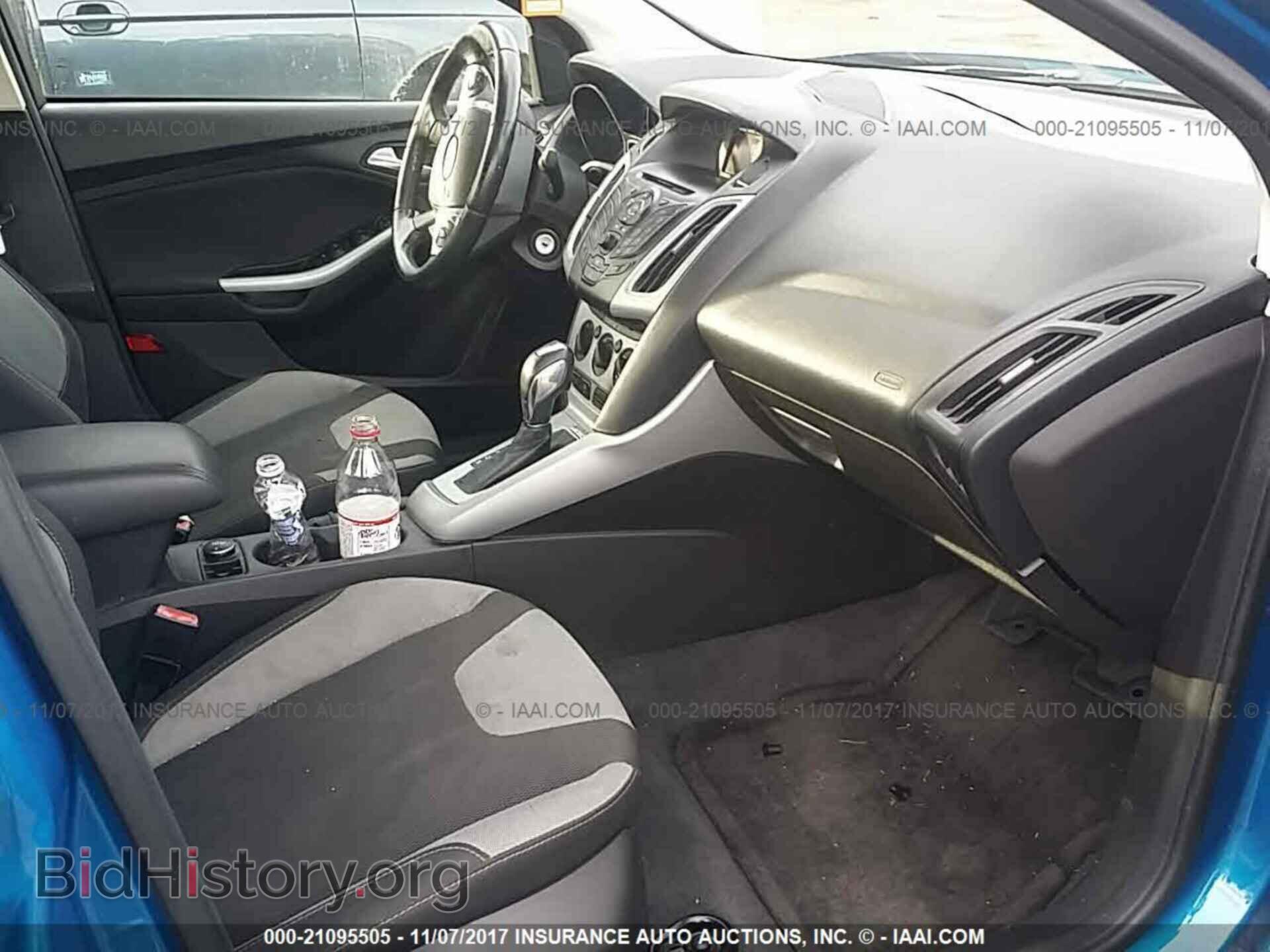 2012 Ford Focus - VIN: 1FAHP3F20CL126375 - Photo 5