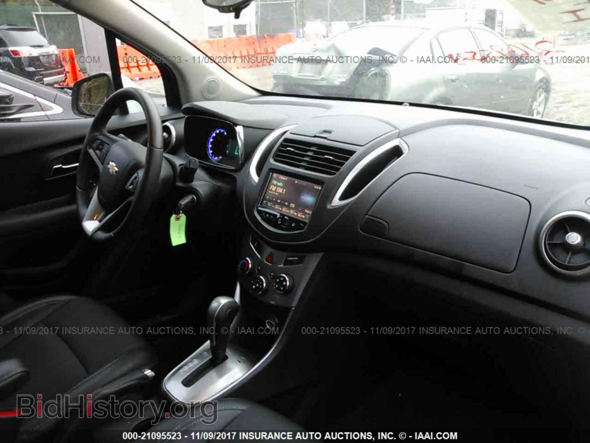 2015 Chevrolet Trax - VIN: 3GNCJLSB7FL204937 - Фото 5