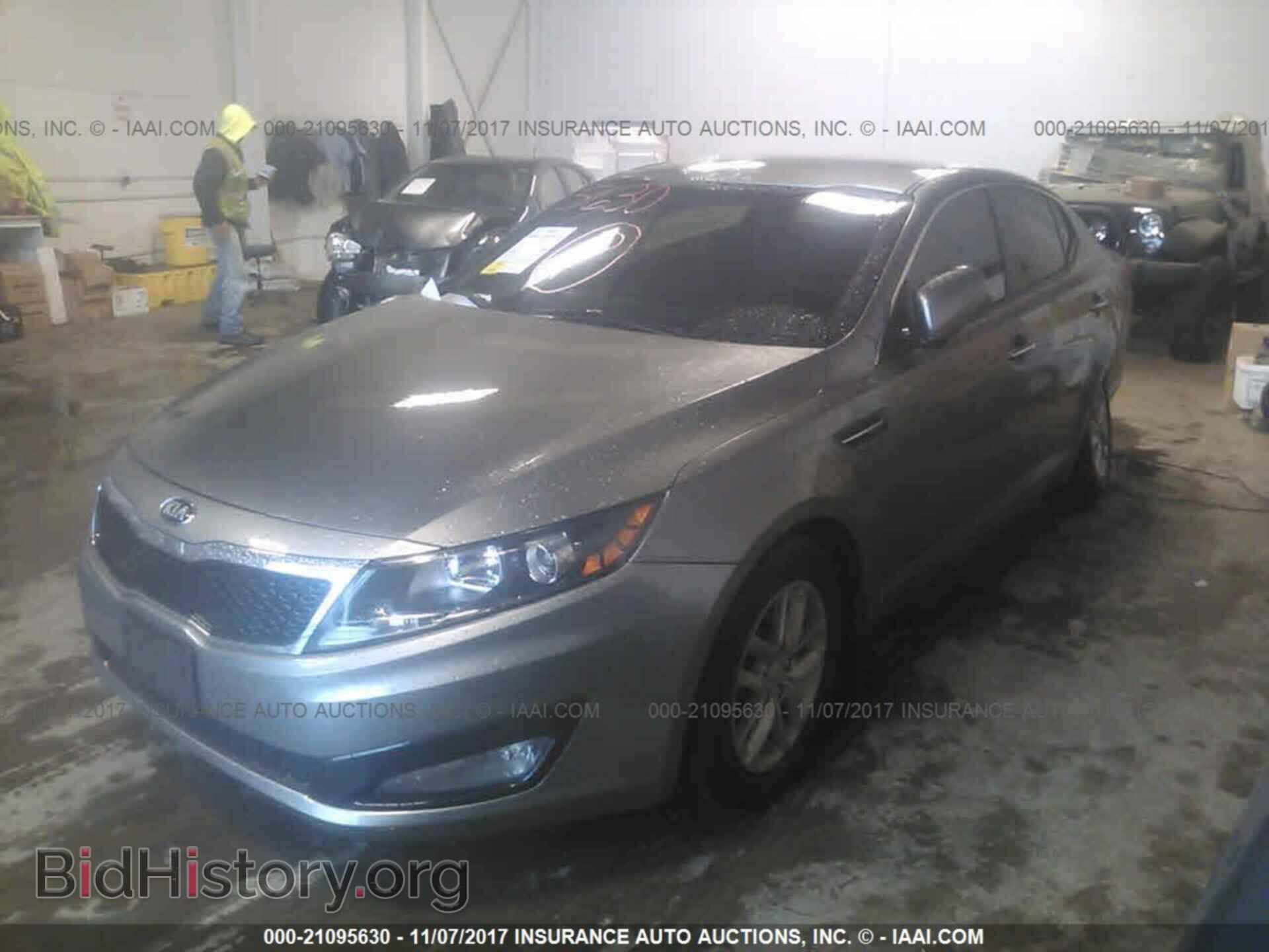 2013 Kia Optima - VIN: 5XXGM4A74DG123097 - Фото 2