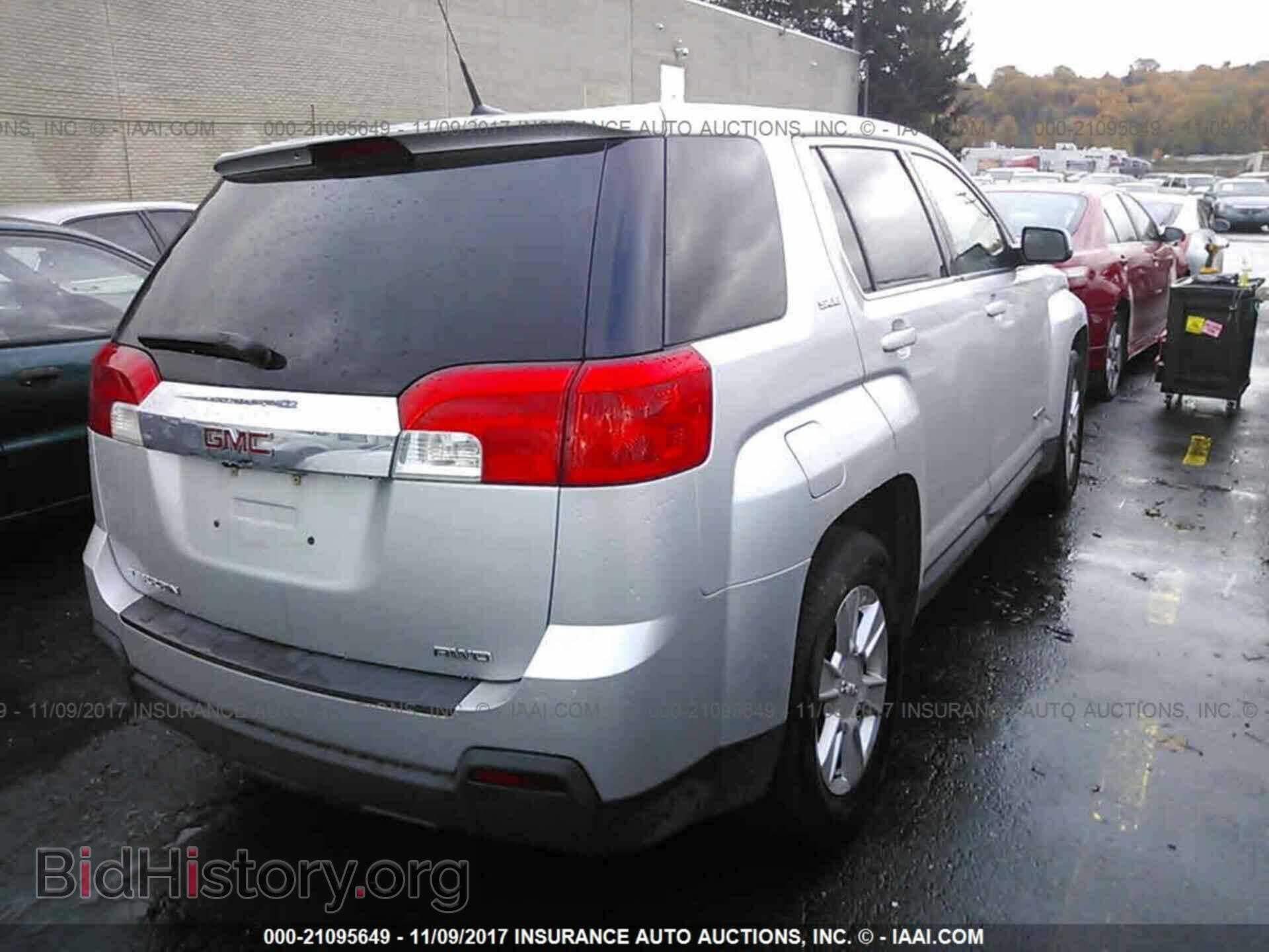 2011 Gmc Terrain - VIN: 2CTFLREC2B6243641 - Photo 4