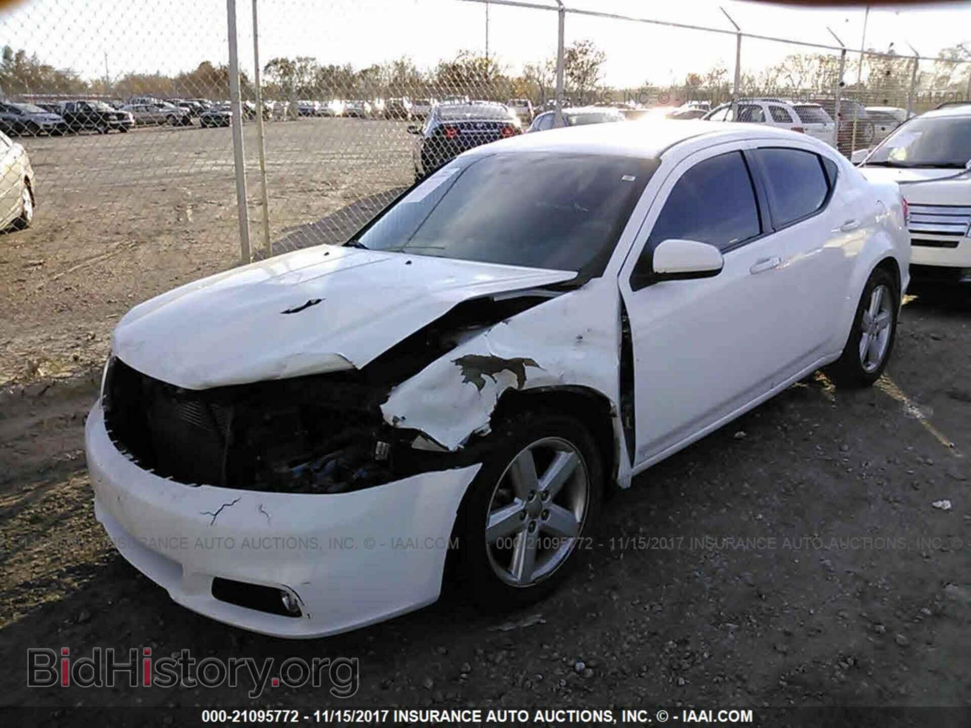 2013 Dodge Avenger - VIN: 1C3CDZCB0DN707597 - Фото 2