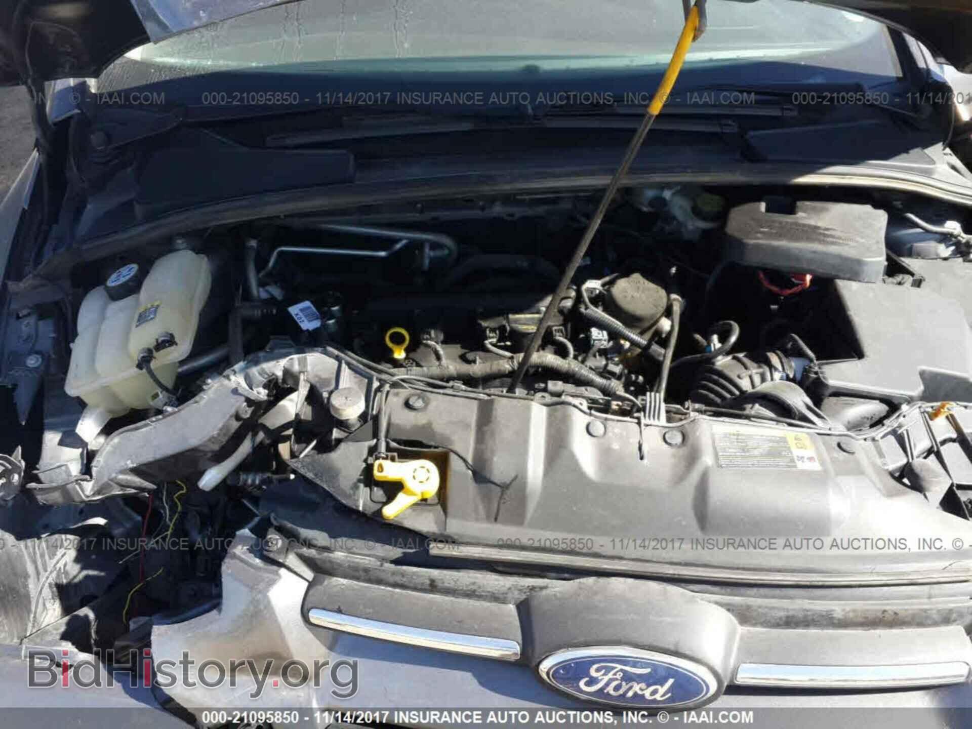 2012 Ford Focus - VIN: 1FAHP3F2XCL267650 - Photo 10