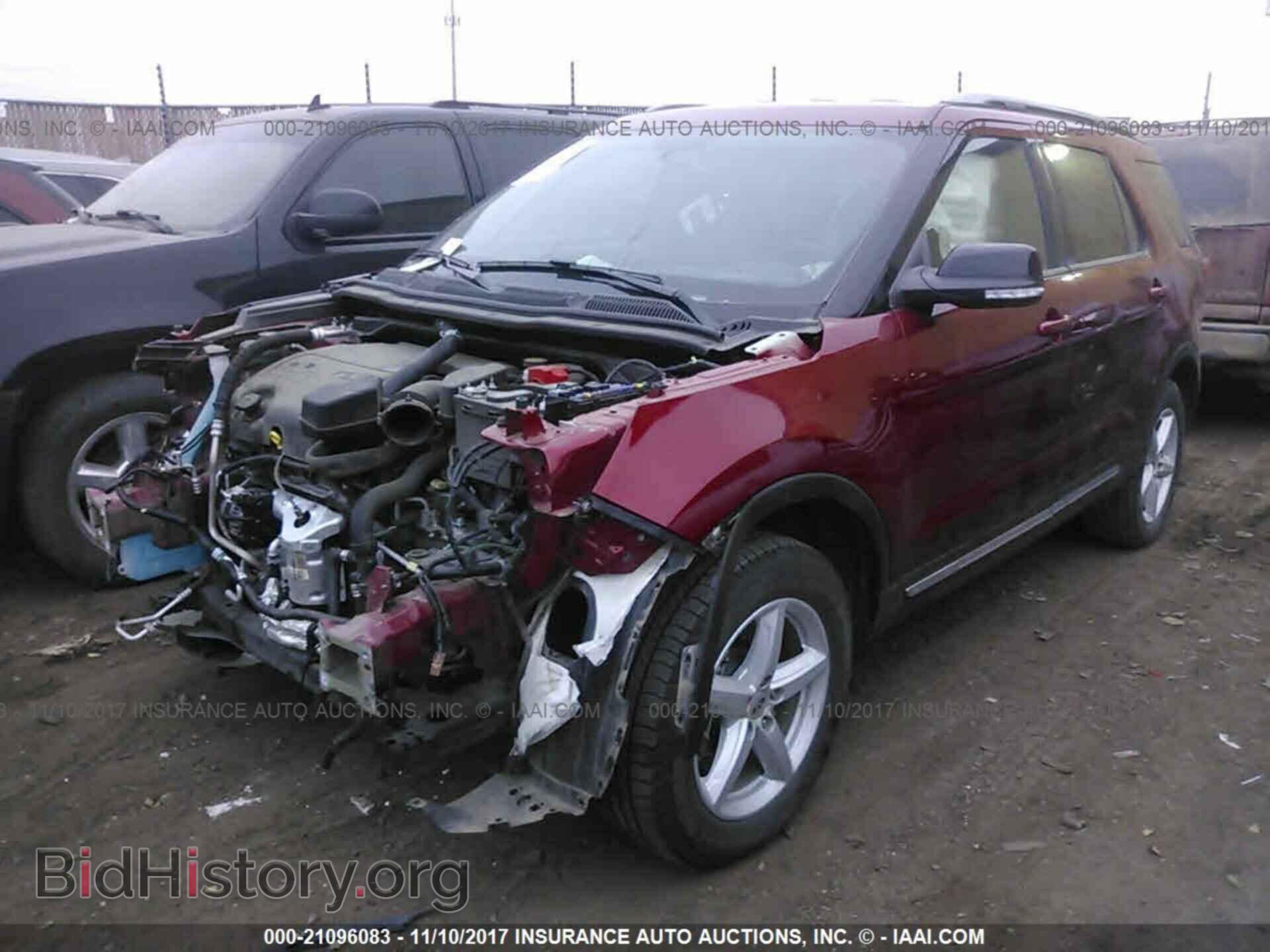 2017 Ford Explorer - VIN: 1FM5K8D83HGB88770 - Photo 2