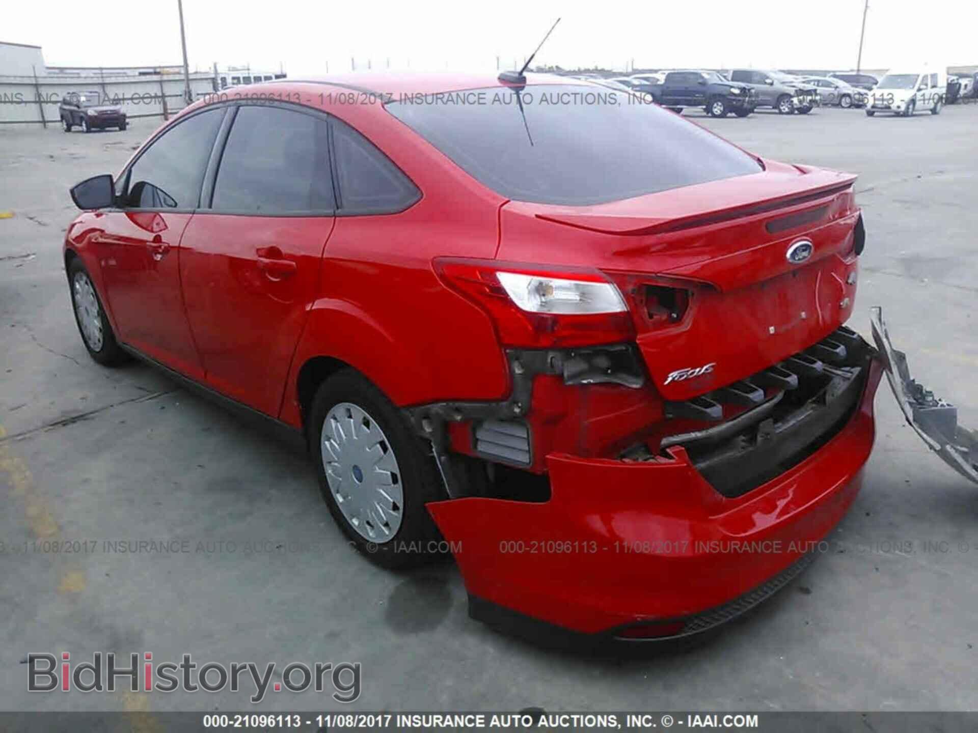 2012 Ford Focus - VIN: 1FAHP3F20CL172496 - Фото 3