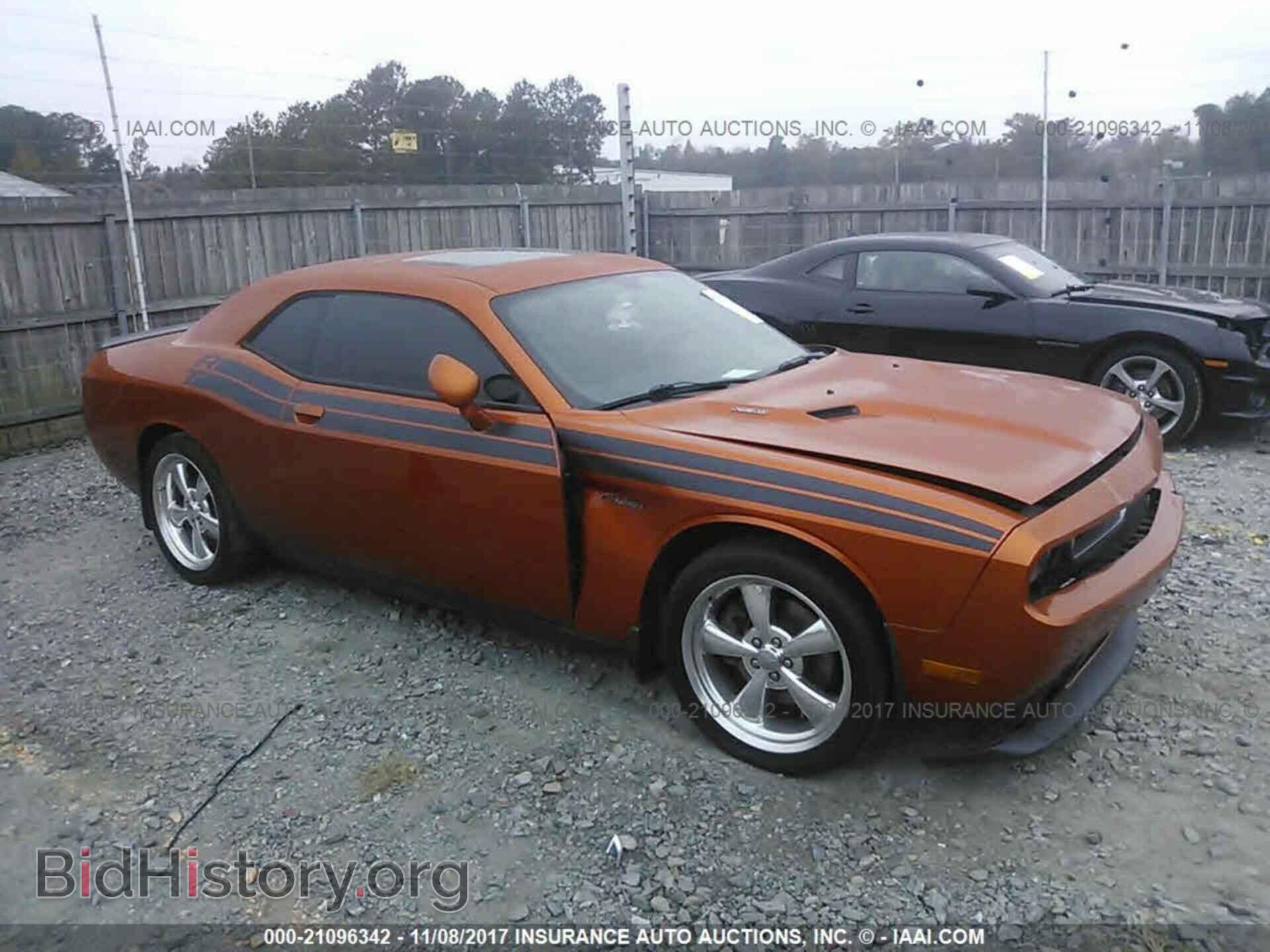 Фотография 2B3CJ5DT3BH561417 - Dodge Challenger 2011