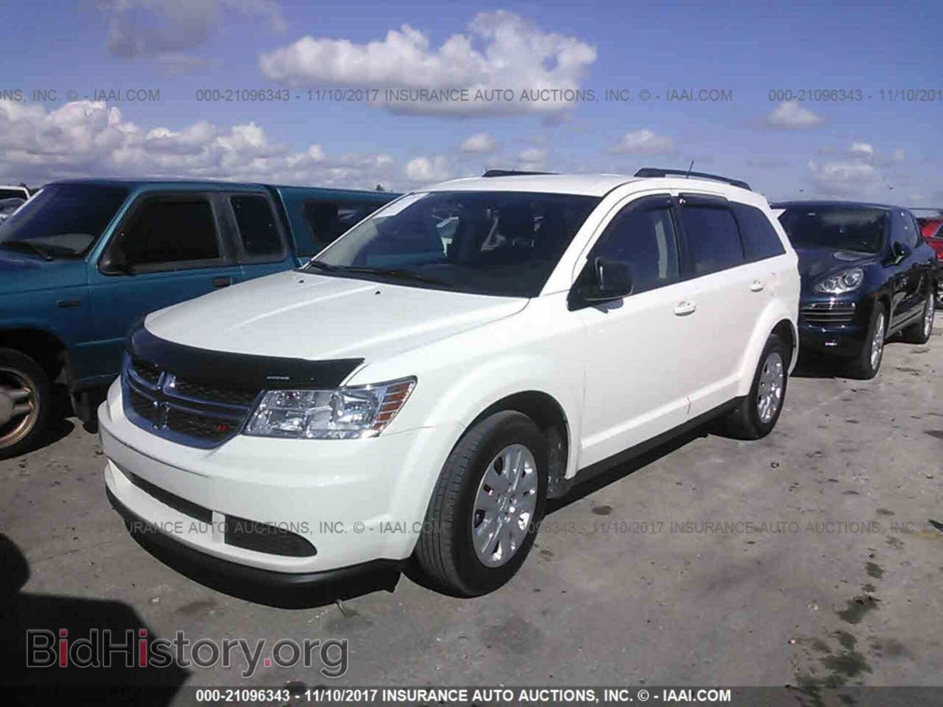 2017 Dodge Journey - VIN: 3C4PDCABXHT607722 - Фото 2