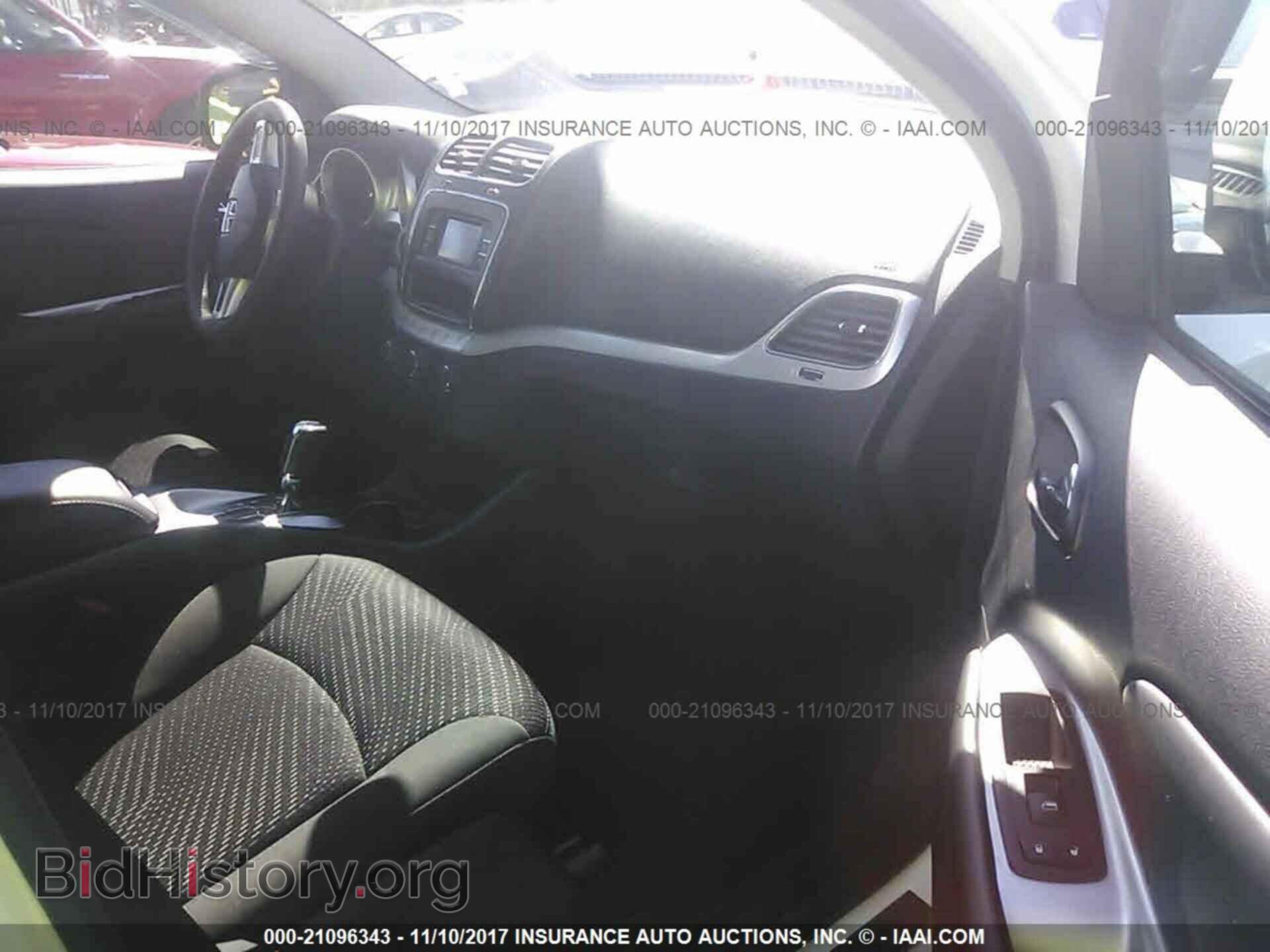 2017 Dodge Journey - VIN: 3C4PDCABXHT607722 - Фото 5