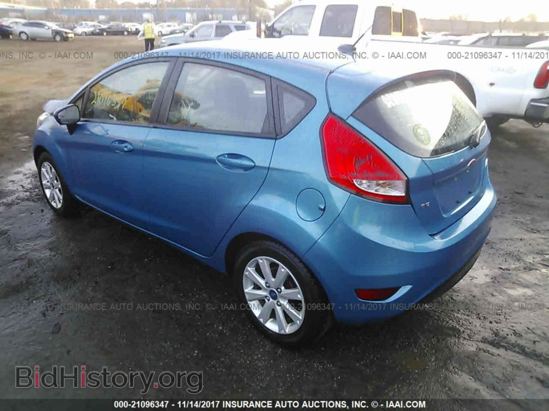 2012 Ford Fiesta - VIN: 3FADP4EJ6CM106823 - Фото 3
