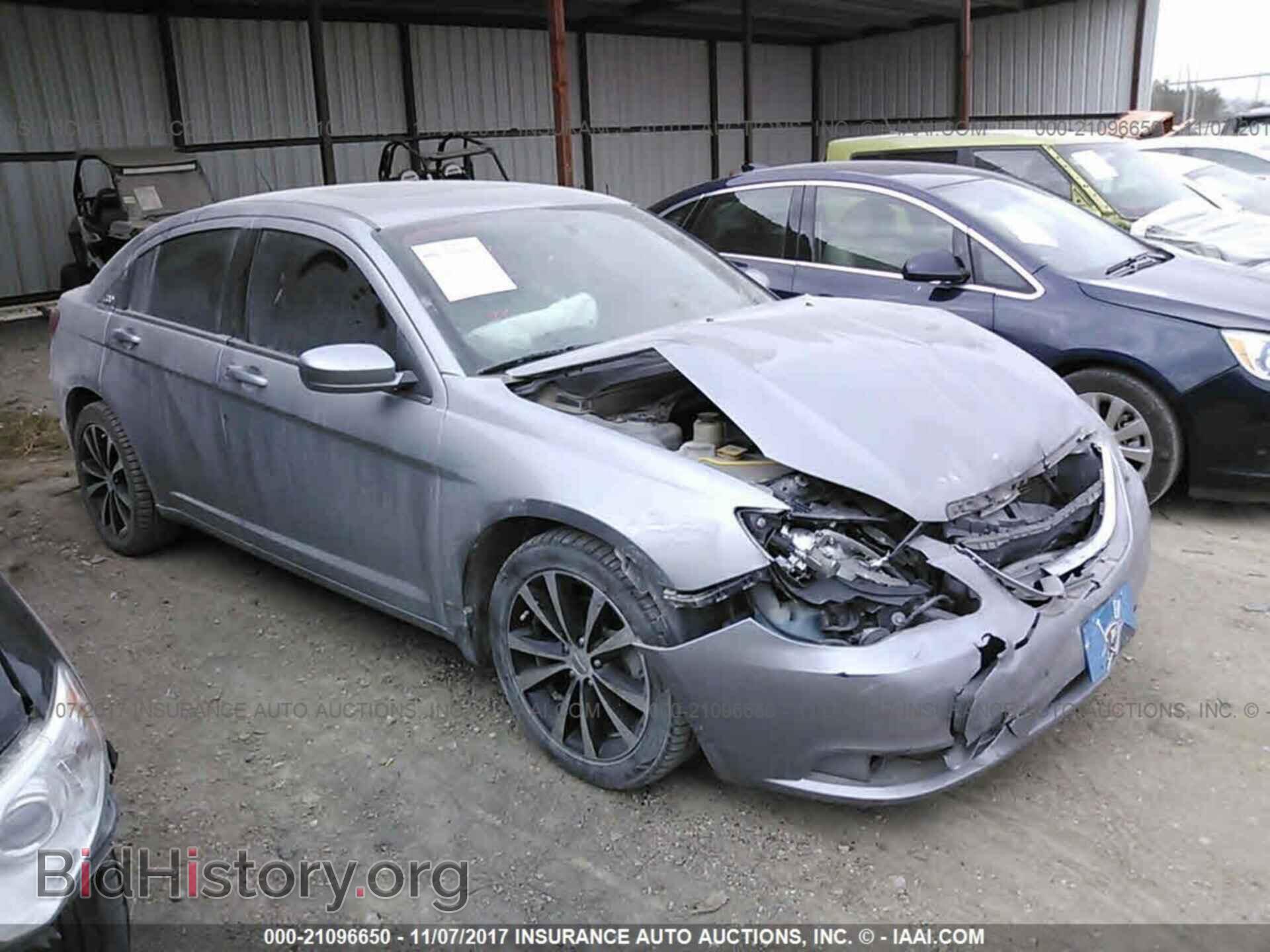 Photo 1C3CCBBBXDN593250 - CHRYSLER 200 2013