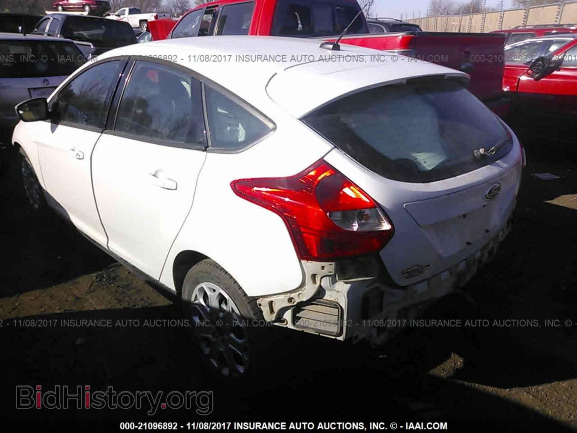 2012 Ford Focus - VIN: 1FAHP3K25CL279940 - Photo 3
