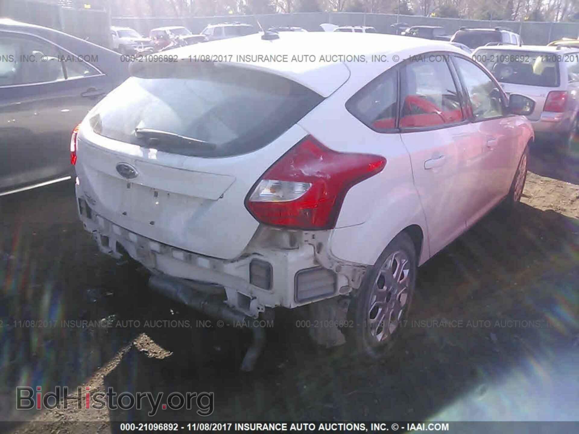 2012 Ford Focus - VIN: 1FAHP3K25CL279940 - Photo 4
