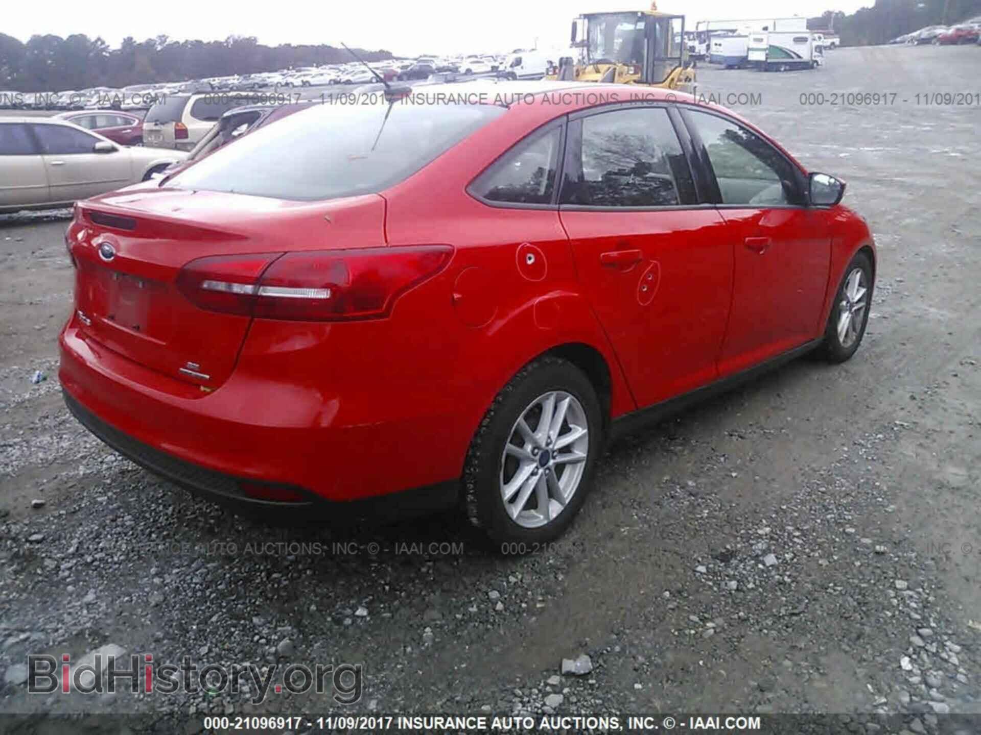 2016 Ford Focus - VIN: 1FADP3F29GL277218 - Фото 4