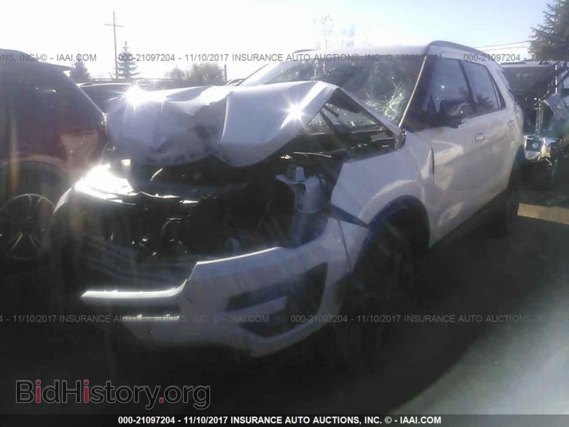 2017 Ford Explorer - VIN: 1FM5K8DH9HGC89070 - Photo 2