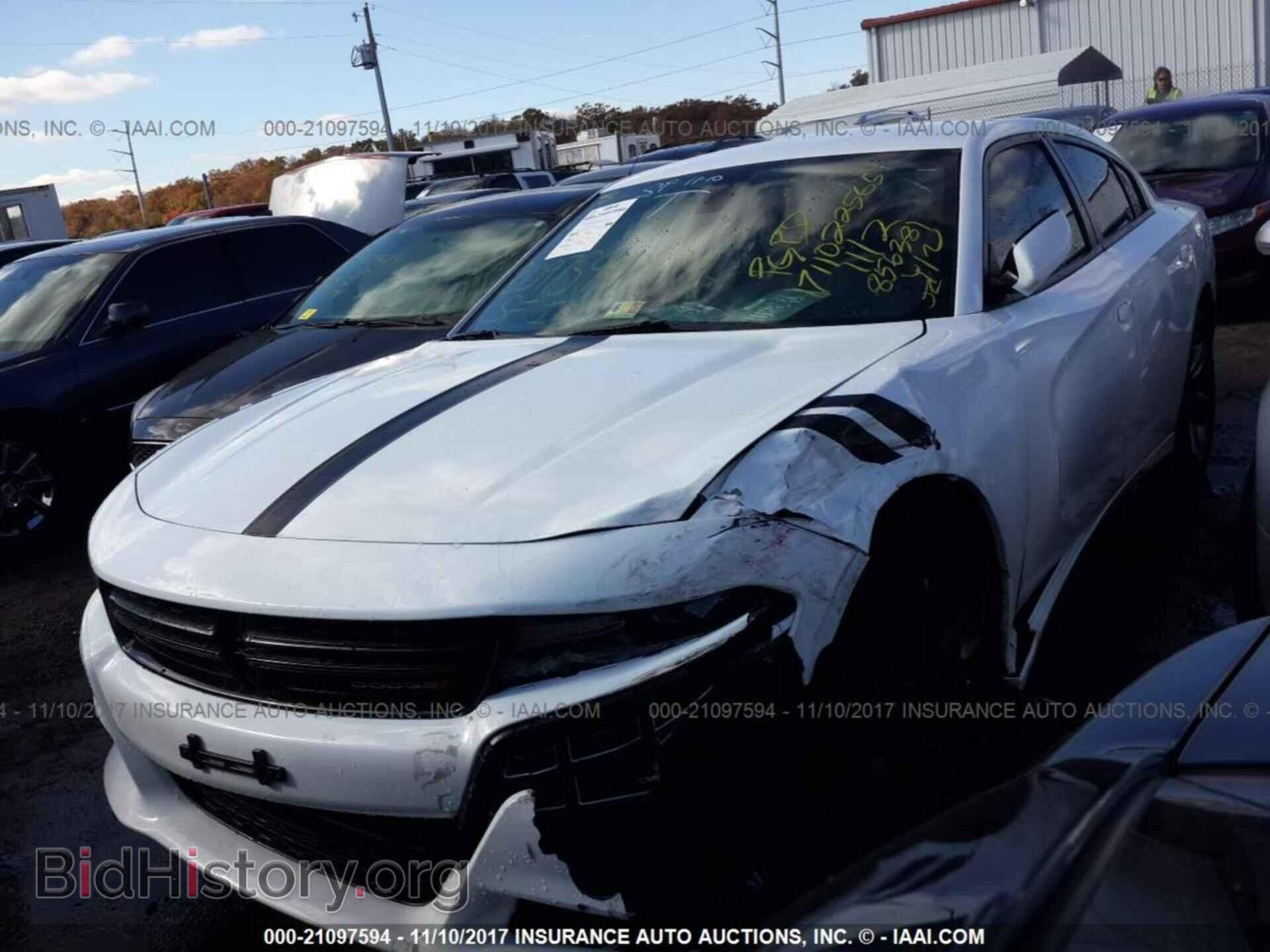 2015 Dodge Charger - VIN: 2C3CDXHG3FH856381 - Фото 2