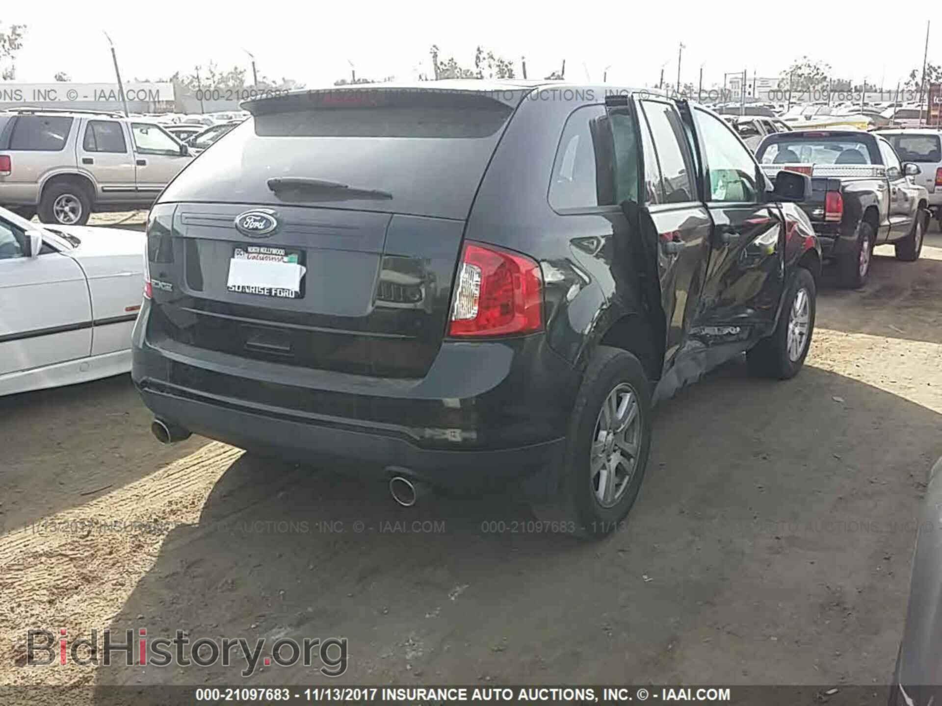 2011 Ford Edge - VIN: 2FMDK3GCXBBA27443 - Photo 4