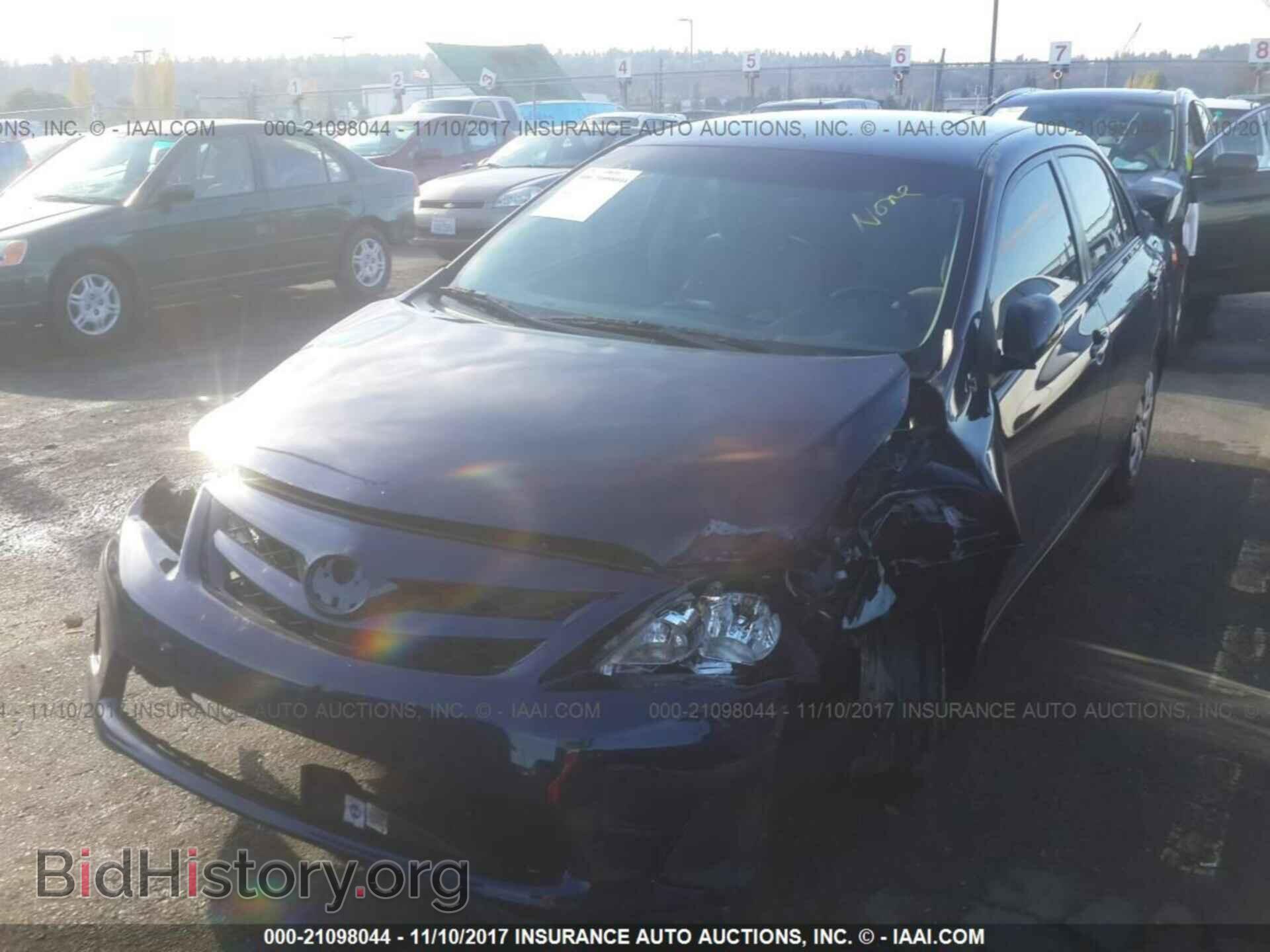 2011 Toyota Corolla - VIN: 2T1BU4EE7BC545758 - Фото 2