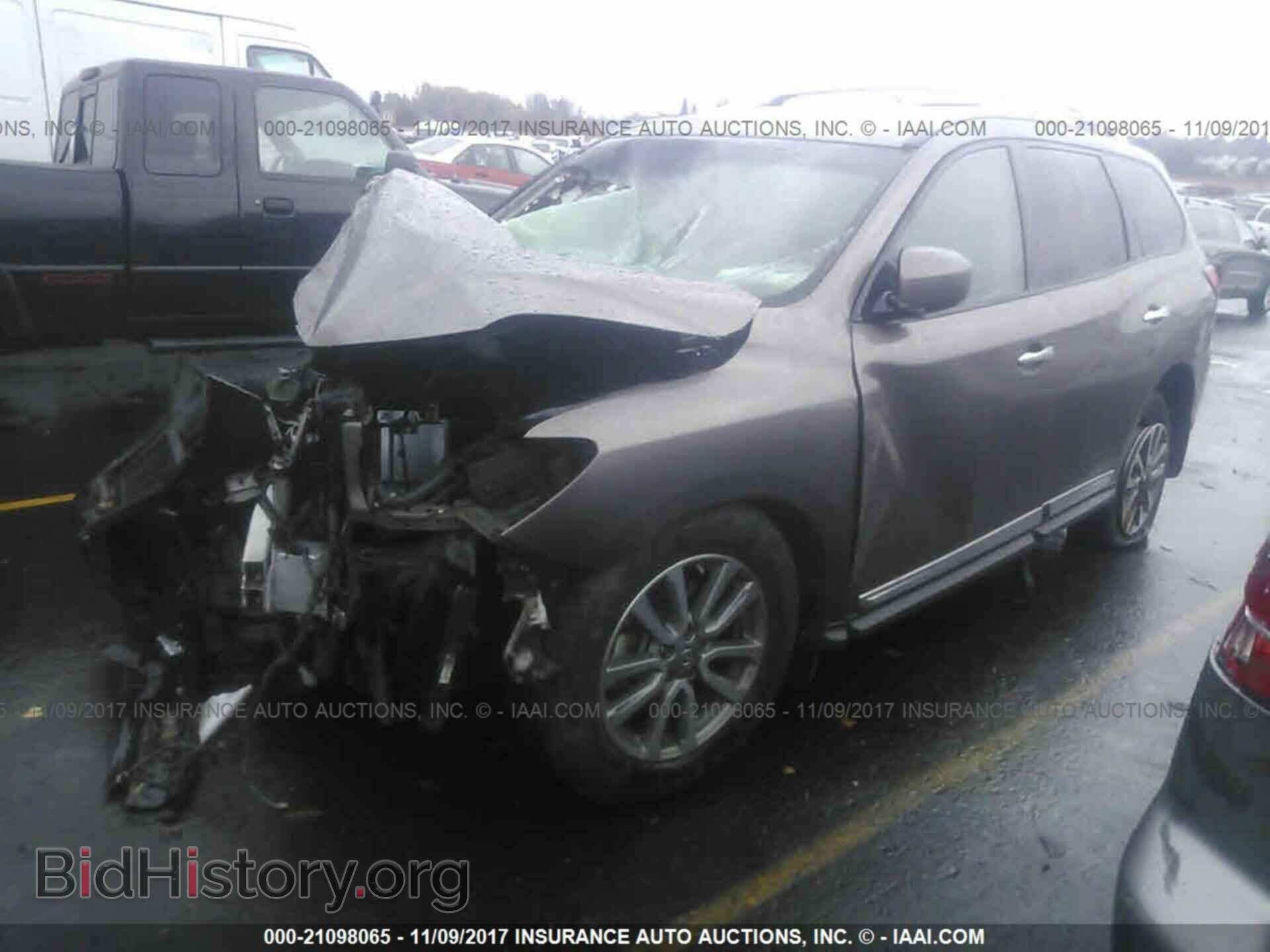 2013 Nissan Pathfinder - VIN: 5N1AR2MM1DC681014 - Фото 2