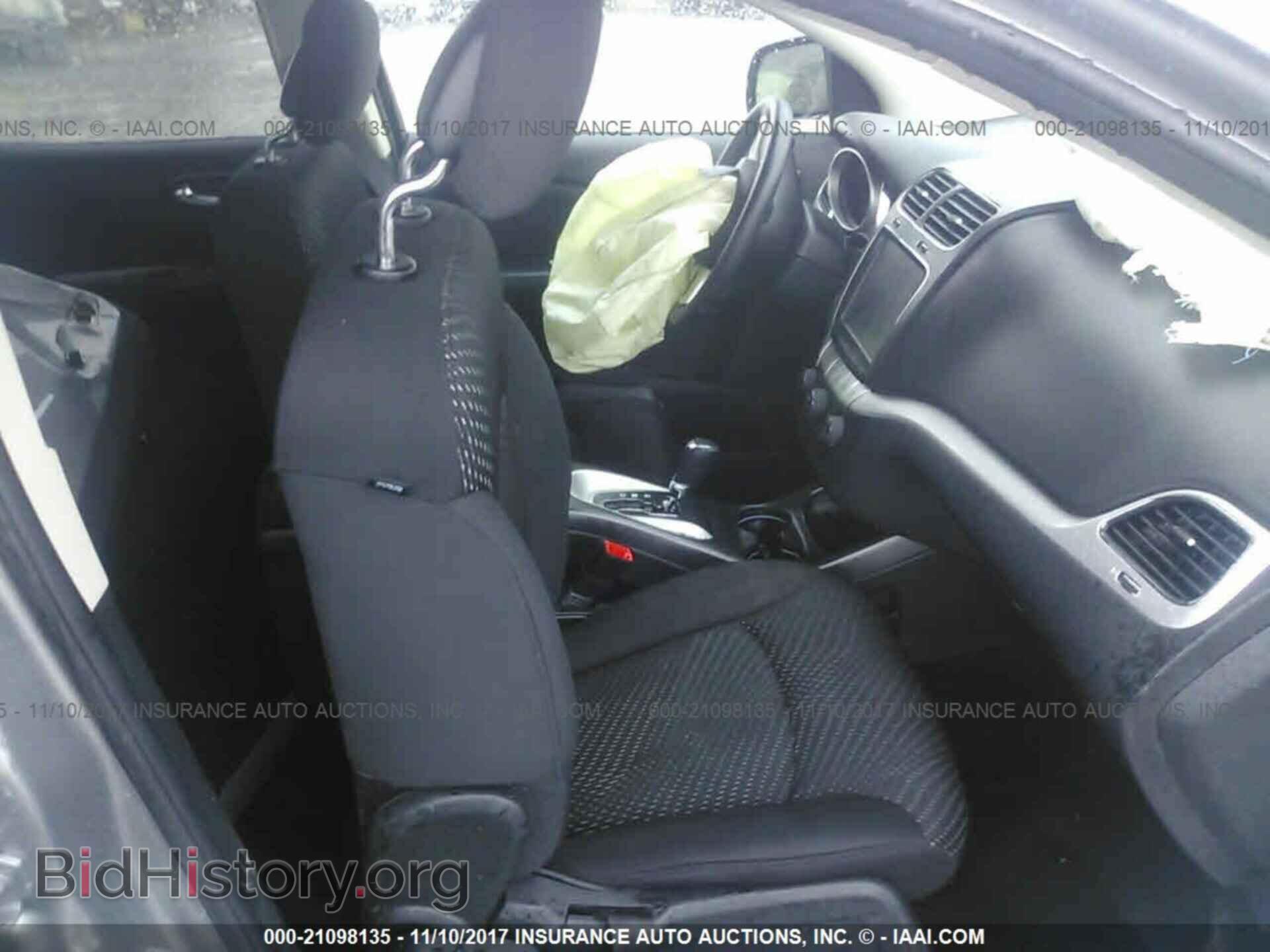 2015 Dodge Journey - VIN: 3C4PDCBG9FT583226 - Фото 5
