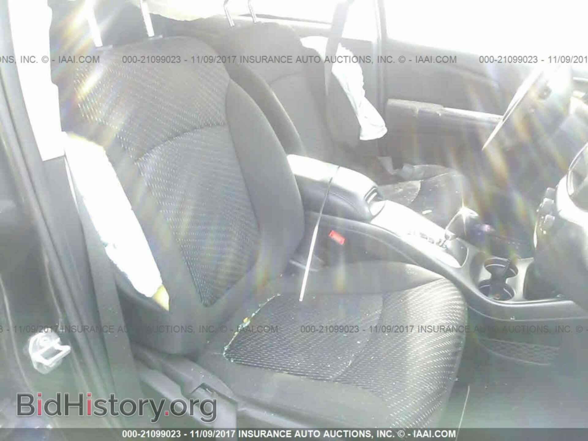 2017 Dodge Journey - VIN: 3C4PDCAB2HT577602 - Photo 5