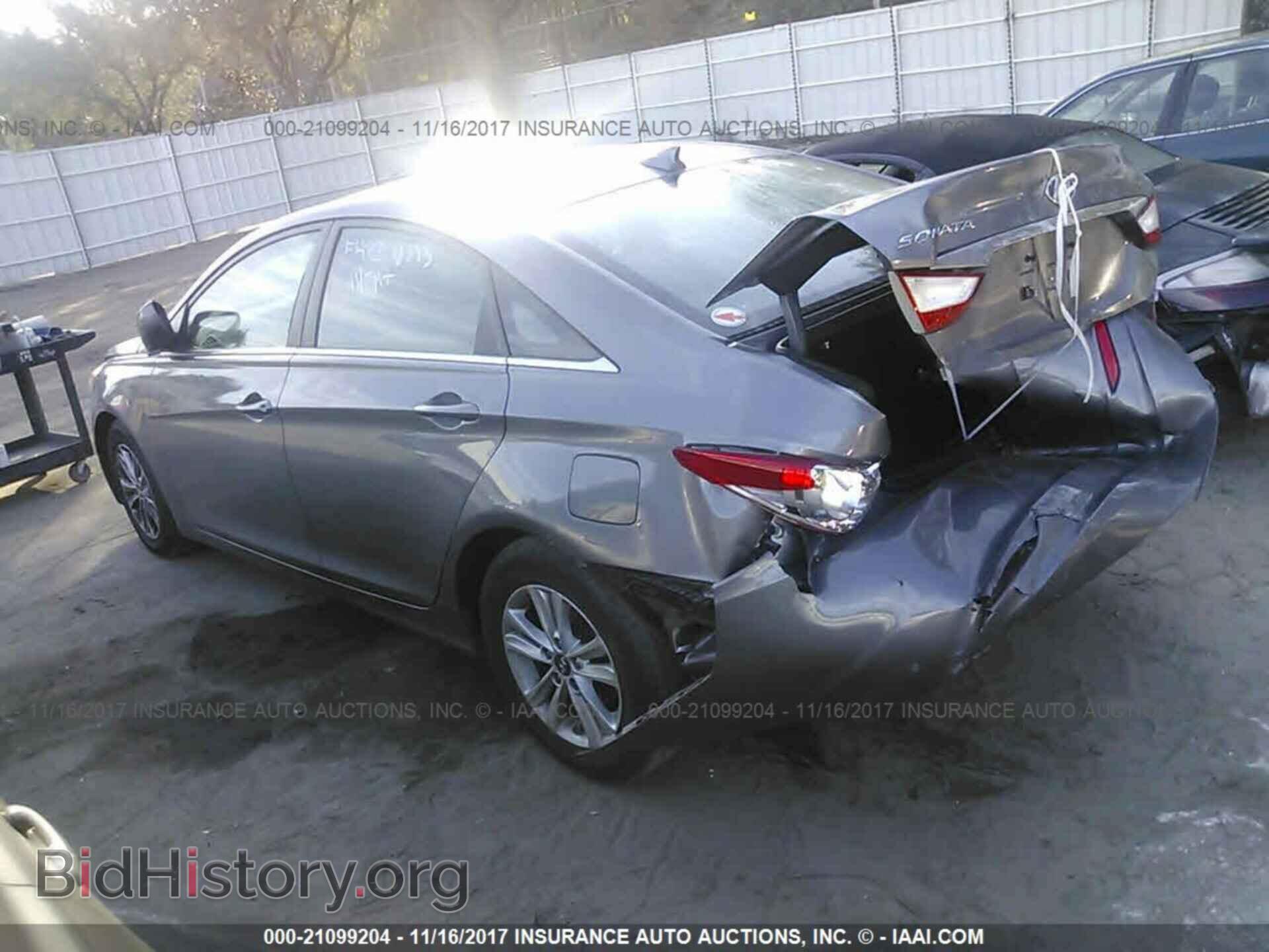 2012 Hyundai Sonata - VIN: 5NPEB4AC4CH349928 - Фото 3