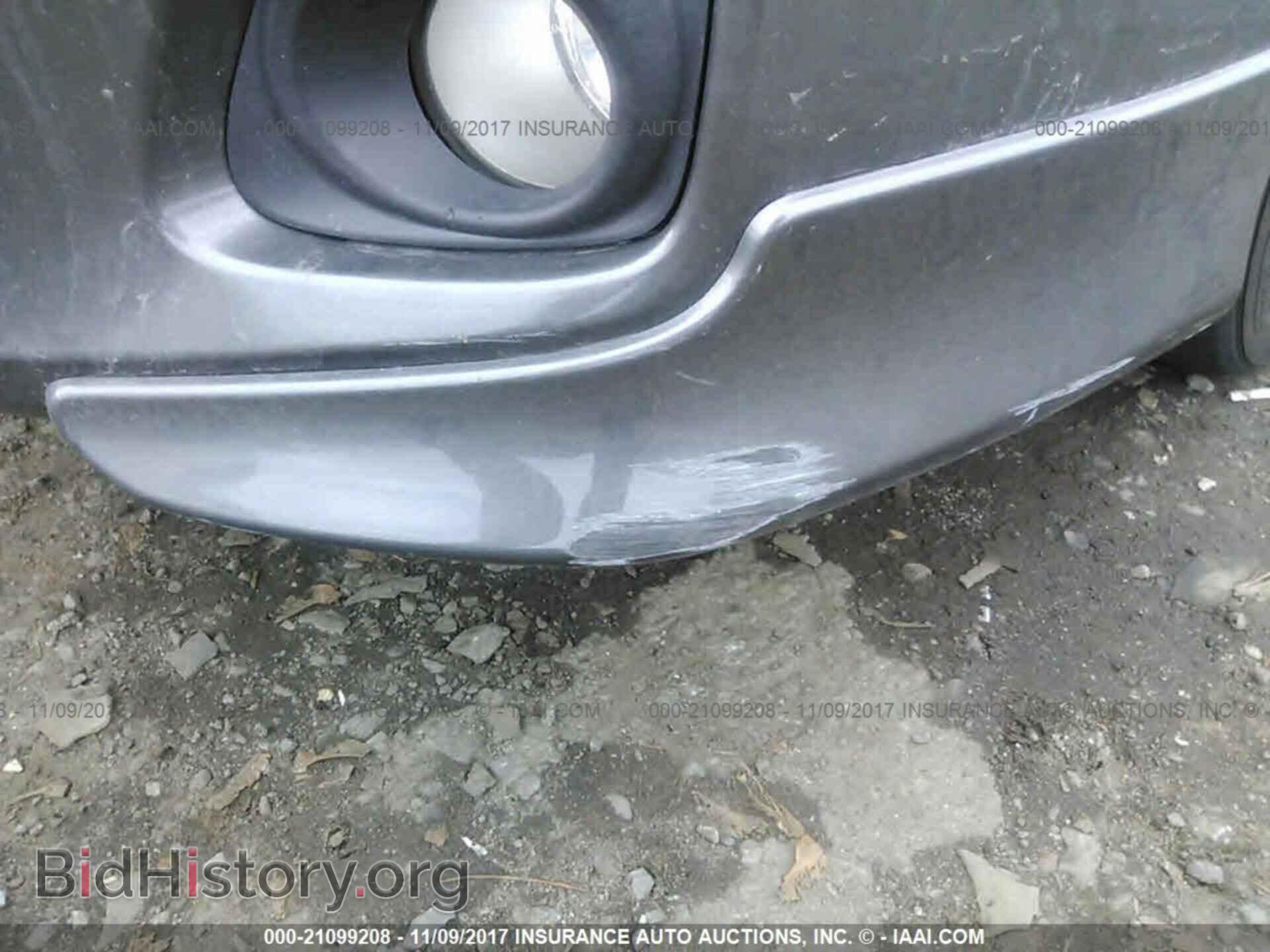 2011 Toyota Corolla - VIN: 2T1BU4EE3BC560452 - Photo 6