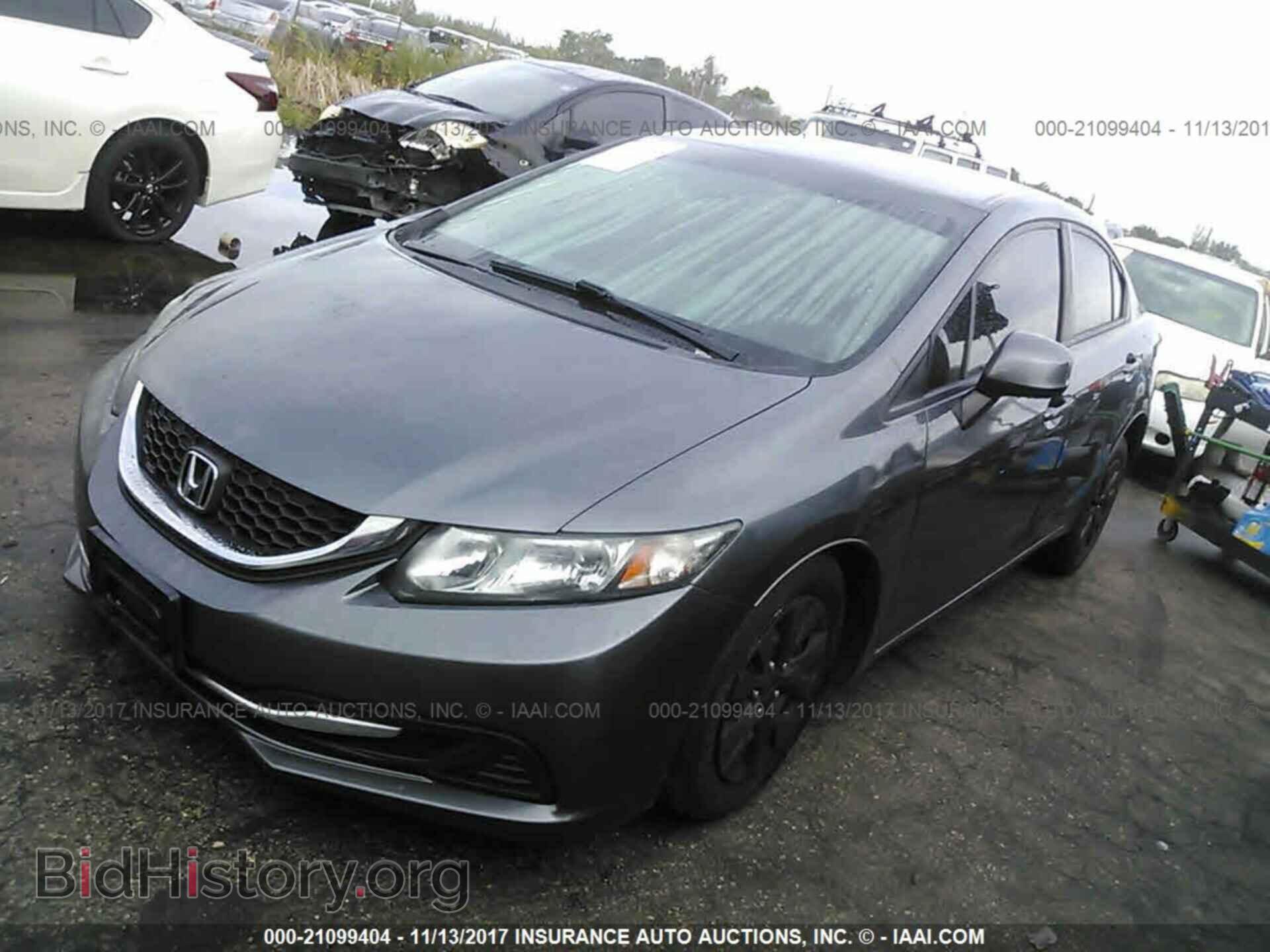 2013 Honda Civic - VIN: 19XFB2F57DE013635 - Photo 2