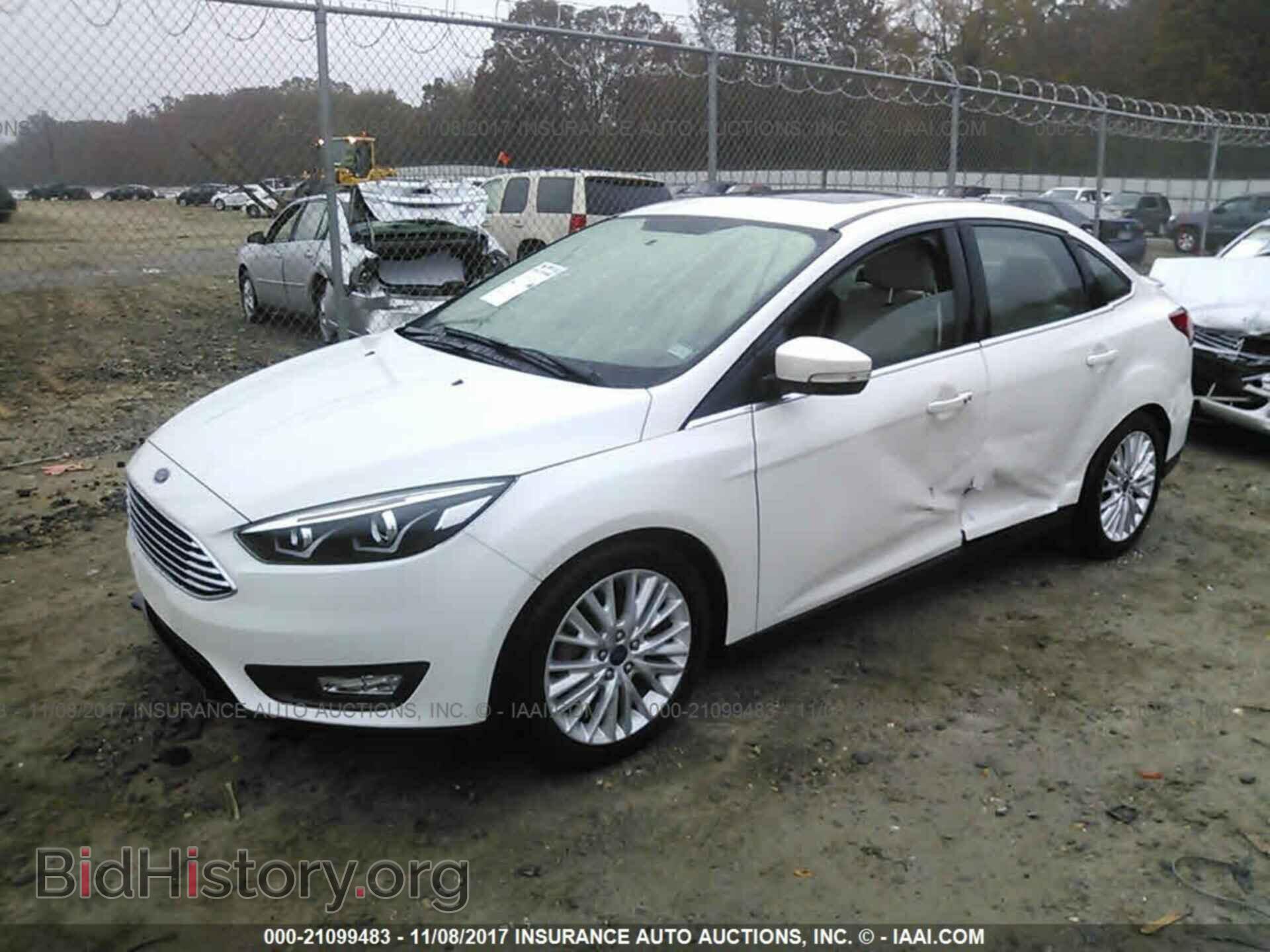 2015 Ford Focus - VIN: 1FADP3J29FL365336 - Photo 2