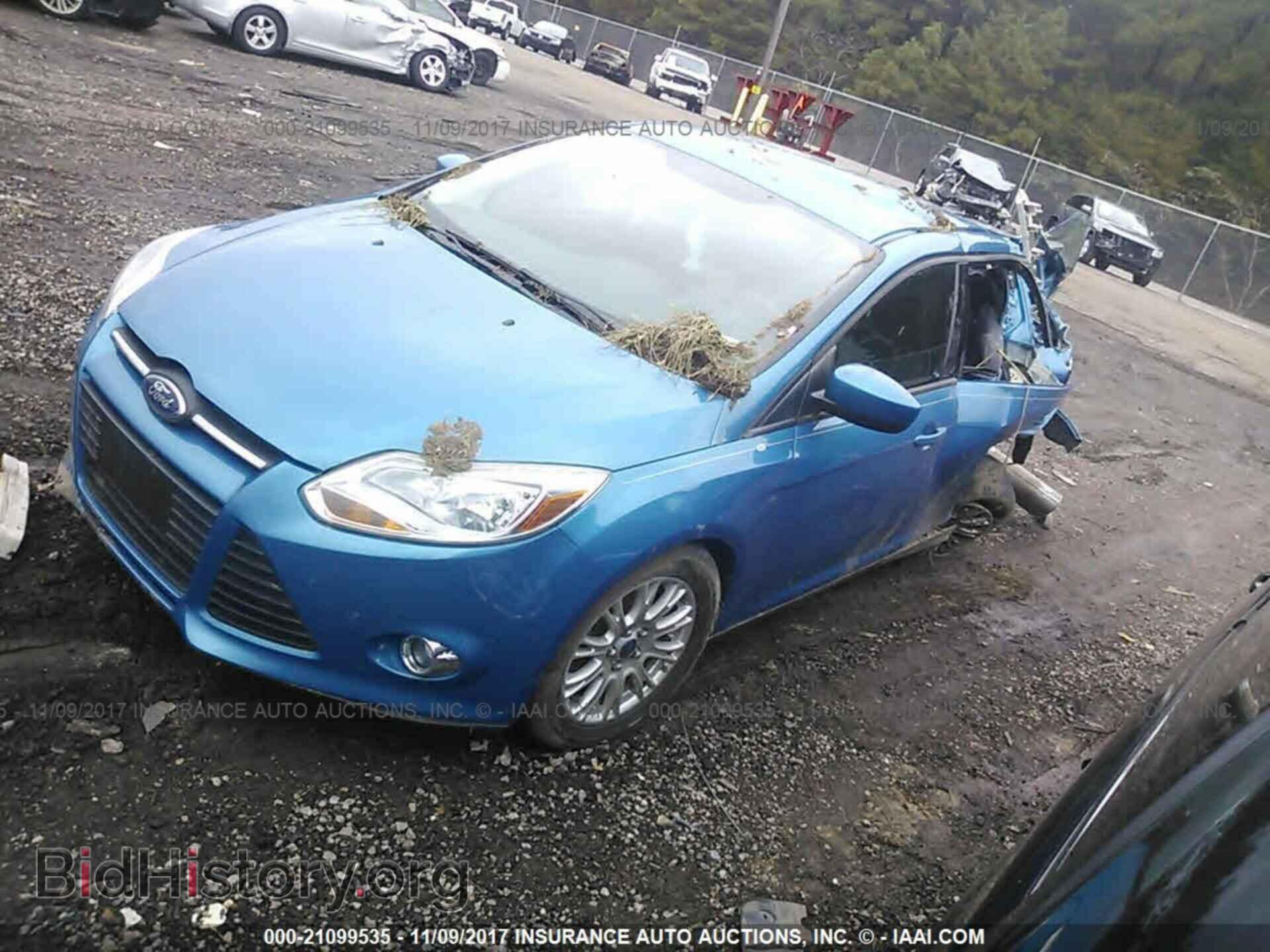 2012 Ford Focus - VIN: 1FAHP3F24CL395012 - Фото 2