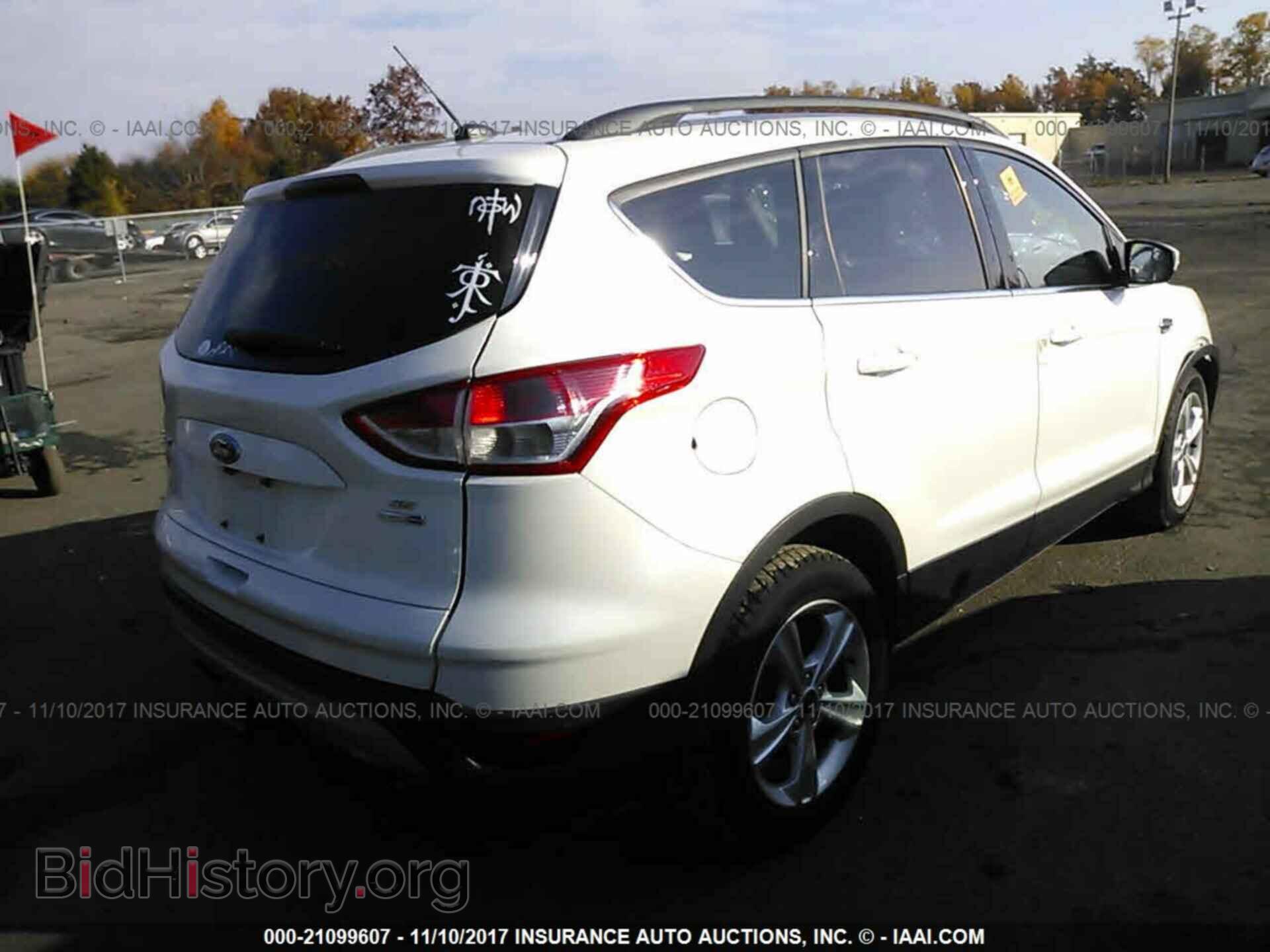 2014 Ford Escape - VIN: 1FMCU9G94EUD49166 - Фото 4