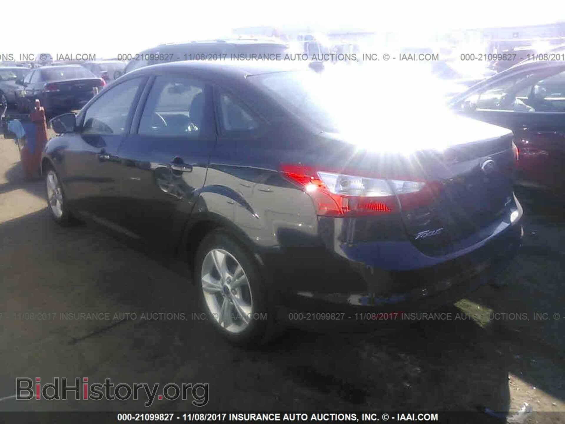 2014 Ford Focus - VIN: 1FADP3F27EL207035 - Фото 3