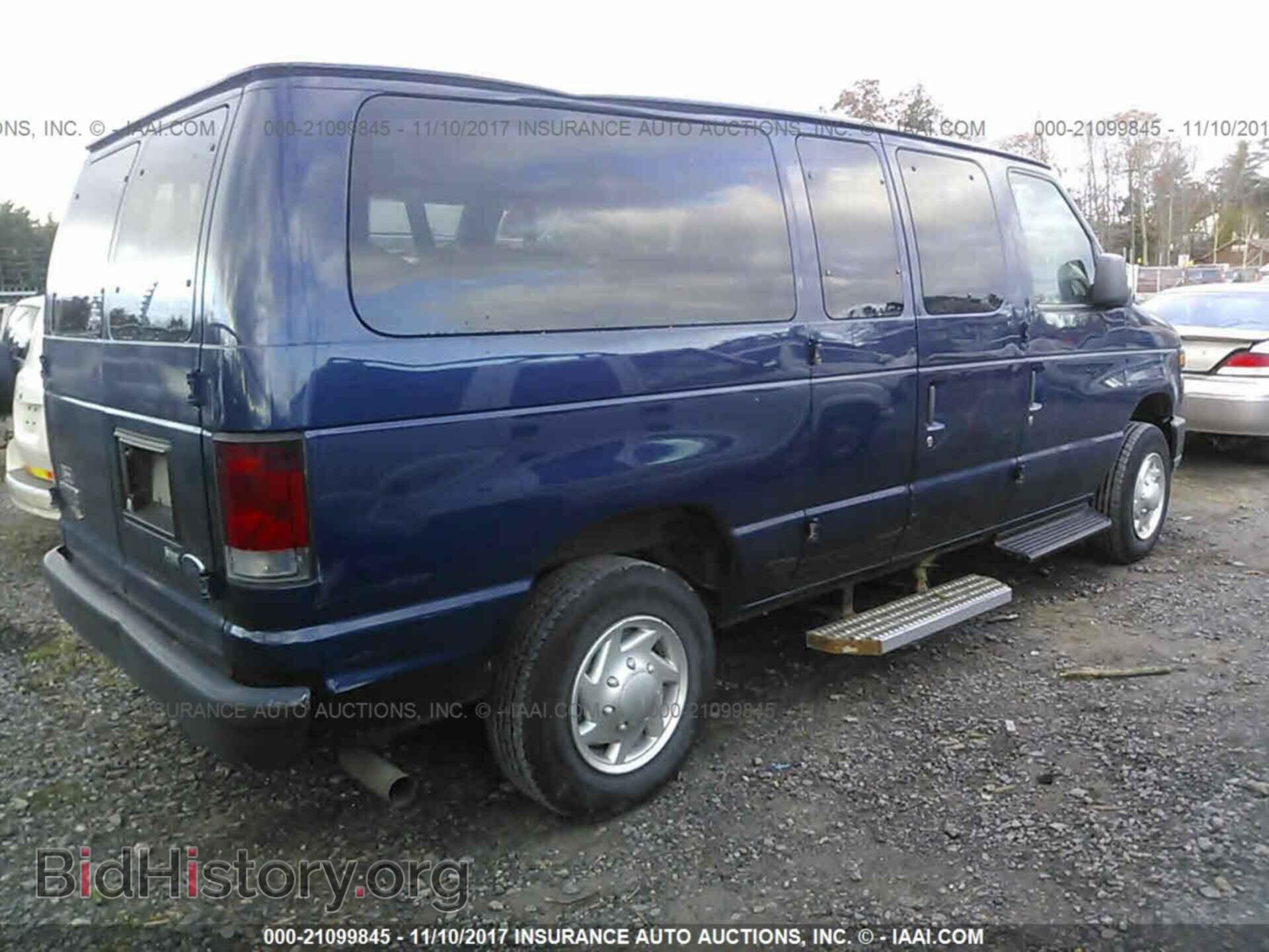 2011 Ford Econoline - VIN: 1FBNE3BL2BDA04244 - Фото 4